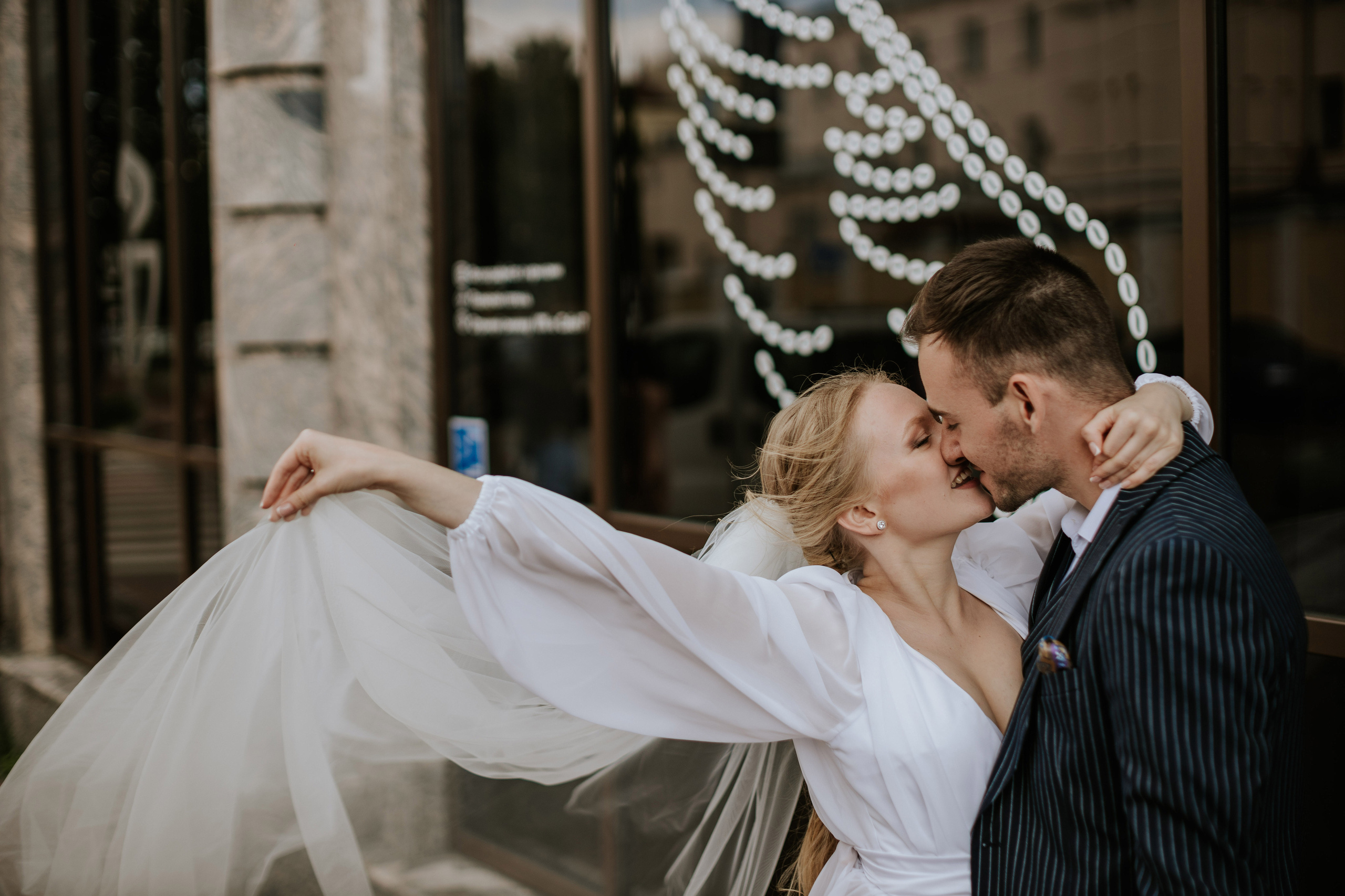 Artem & Anya. Wedding Photographer in Florence, Pisa & Tuscany | Candid & Elegant Photography in Italy