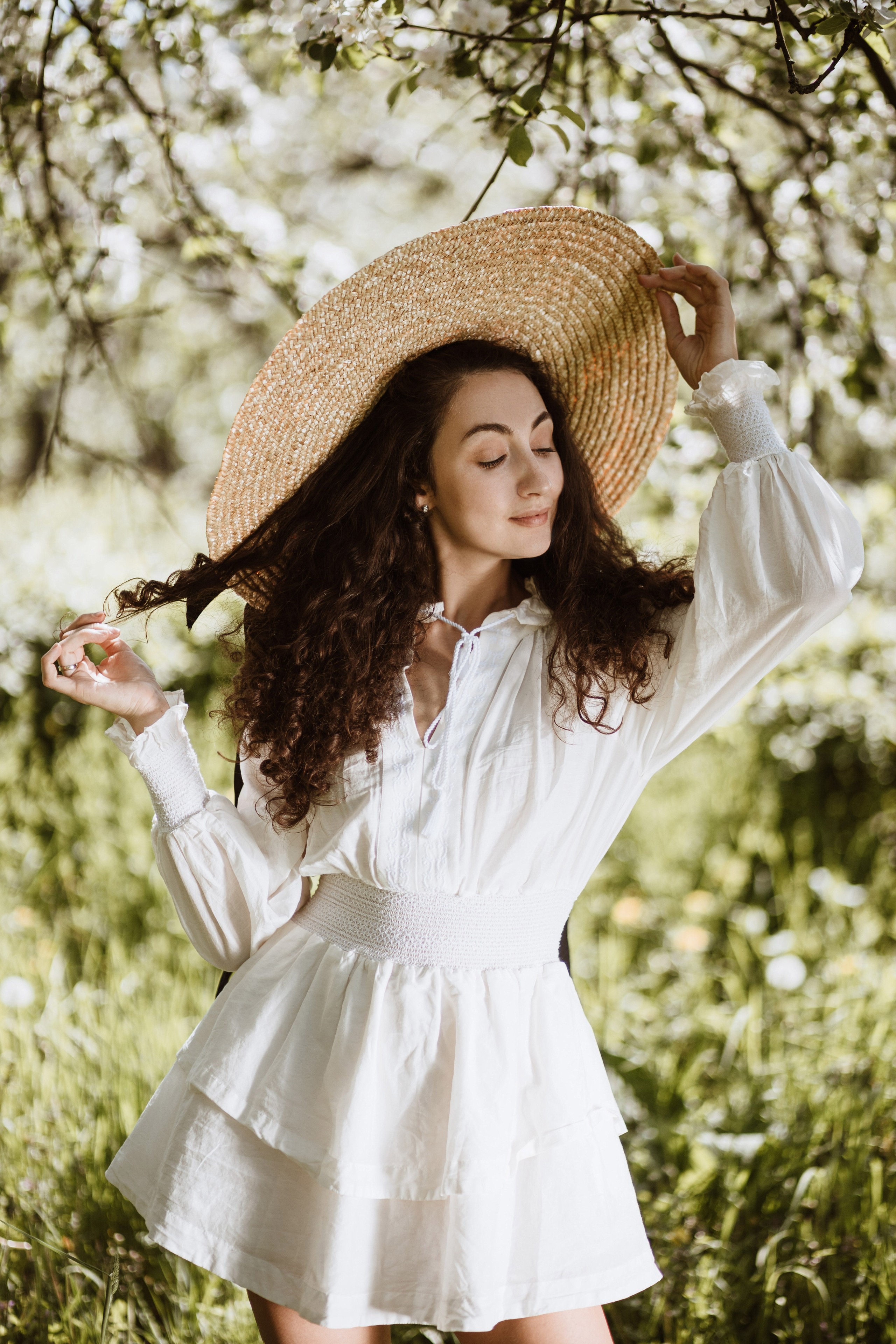 Семейная фотосессия в яблочном саду. Fotografo di matrimoni a Firenze, Pisa e Toscana | Fotografia spontanea ed elegante in Italia