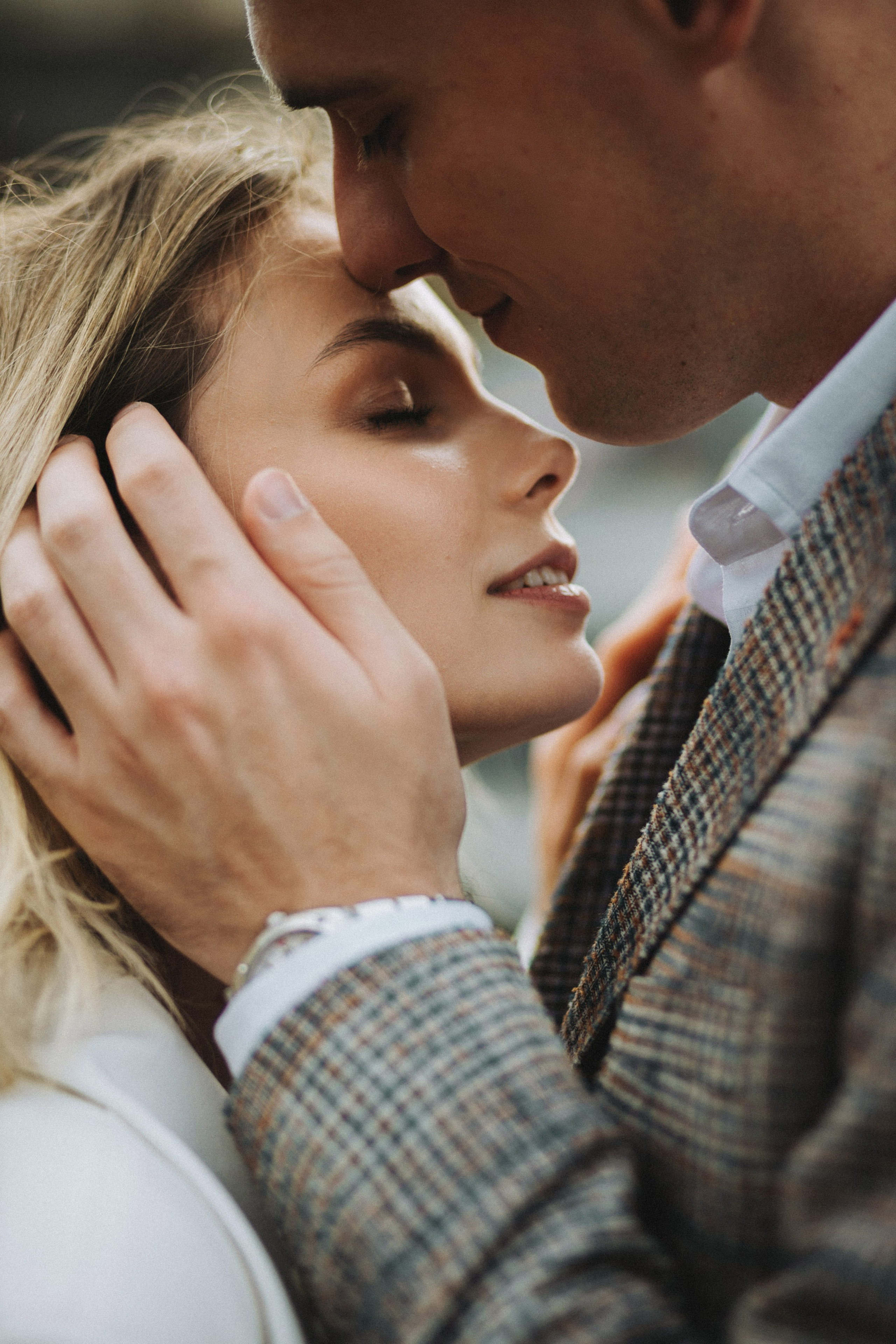 Servizio fotografico di coppia romantico dopo la pioggia - Vlad & Darina. Fotografo di matrimoni a Firenze, Pisa e Toscana | Fotografia spontanea ed elegante in Italia