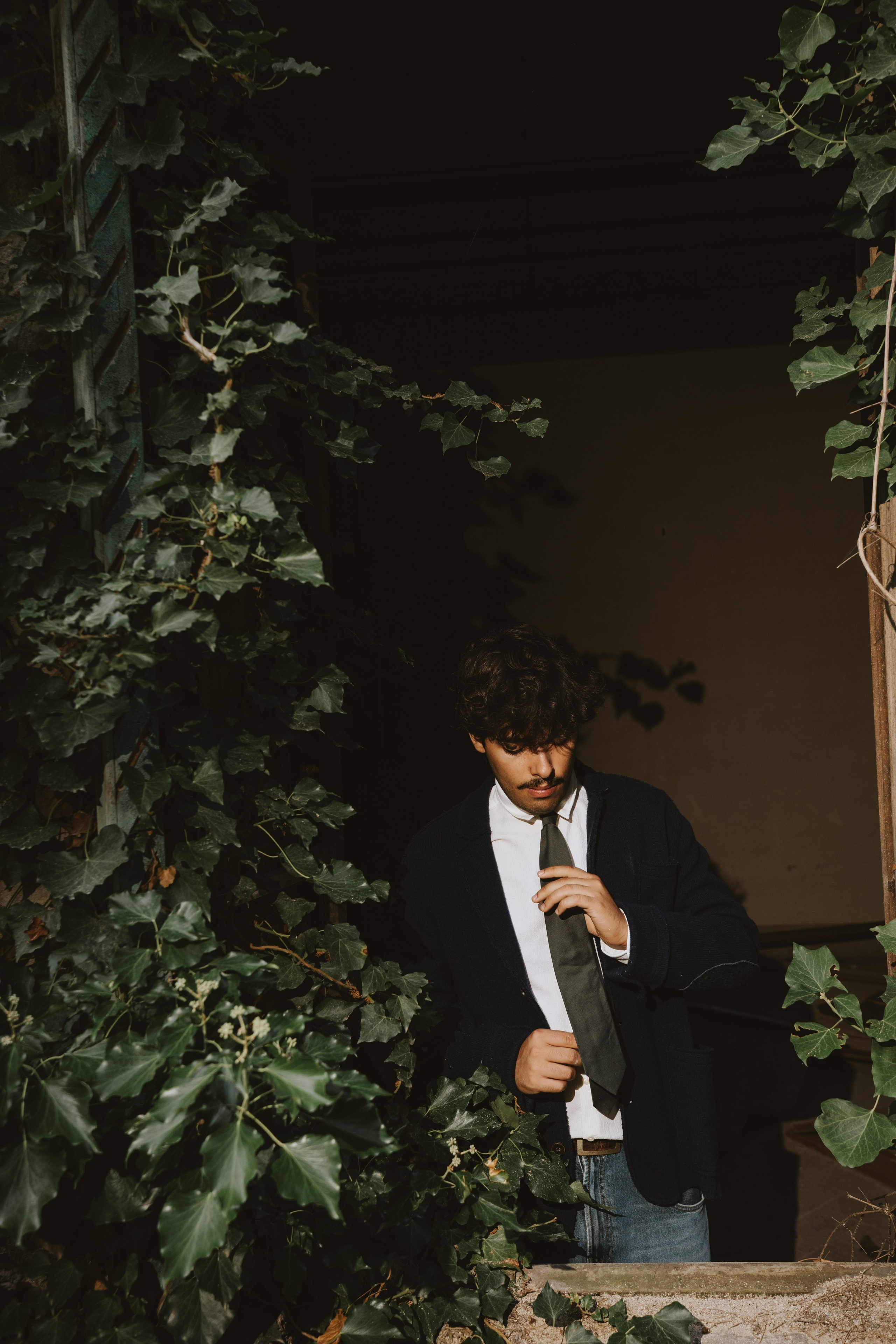 Cinematic Portraits in Prato | Abandoned Villa Musician Session. Wedding Photographer in Florence, Pisa & Tuscany | Candid & Elegant Photography in Italy