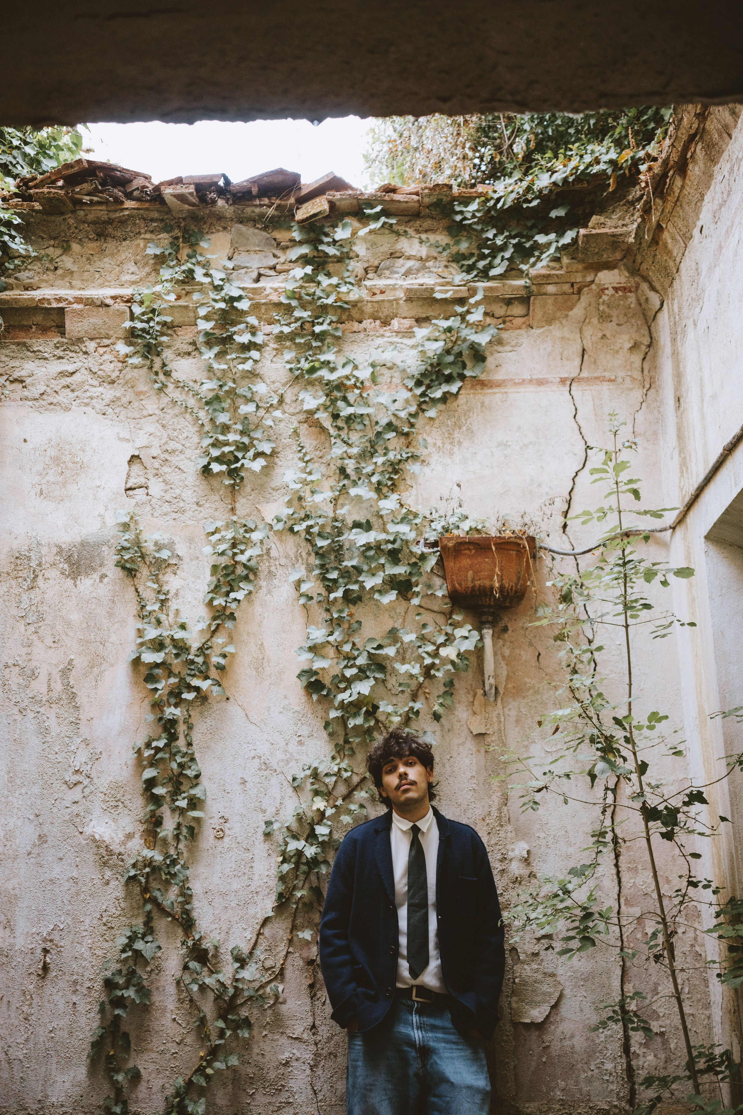 Cinematic Portraits in Prato | Abandoned Villa Musician Session. Wedding Photographer in Florence, Pisa & Tuscany | Candid & Elegant Photography in Italy