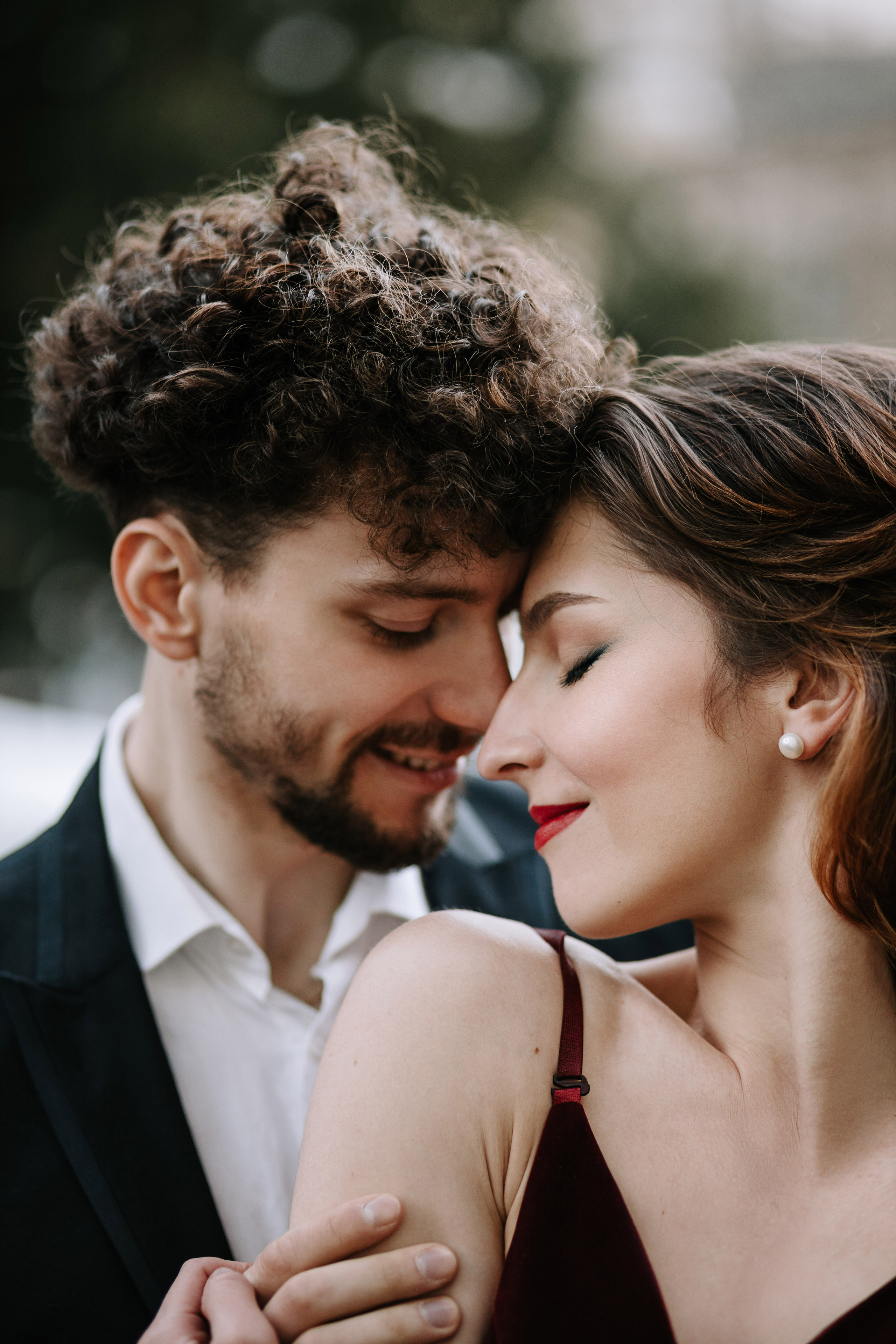 Фотосессия влюбленной пары в городе. Wedding Photographer in Florence, Pisa & Tuscany | Candid & Elegant Photography in Italy