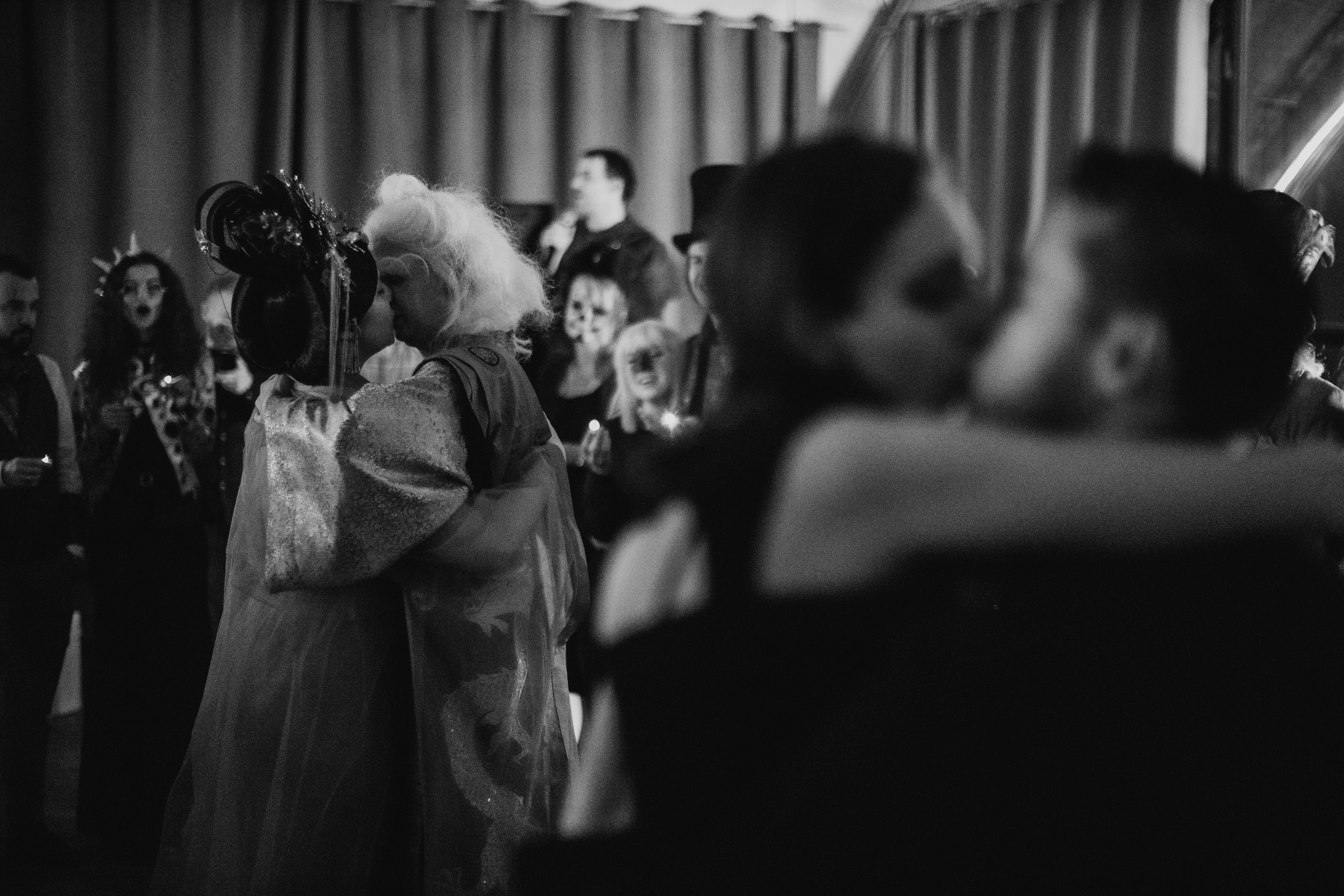 Roman & Anya. Fotografo di matrimoni a Firenze, Pisa e Toscana | Fotografia spontanea ed elegante in Italia