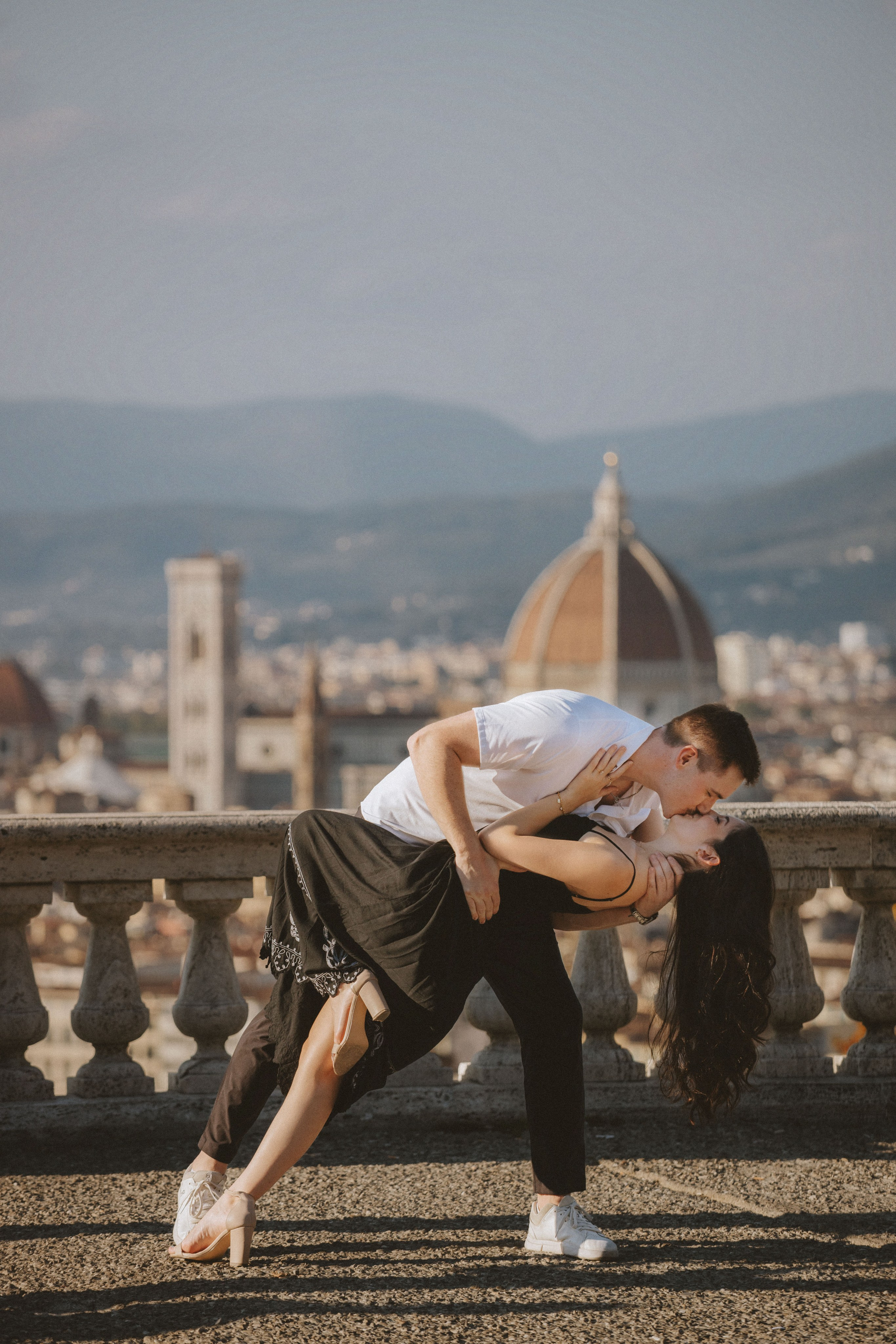 Tuscany & Florence Couples Photographer | Romantic Photoshoots | Kutsan Photography. Wedding Photographer in Florence, Pisa & Tuscany | Candid & Elegant Photography in Italy
