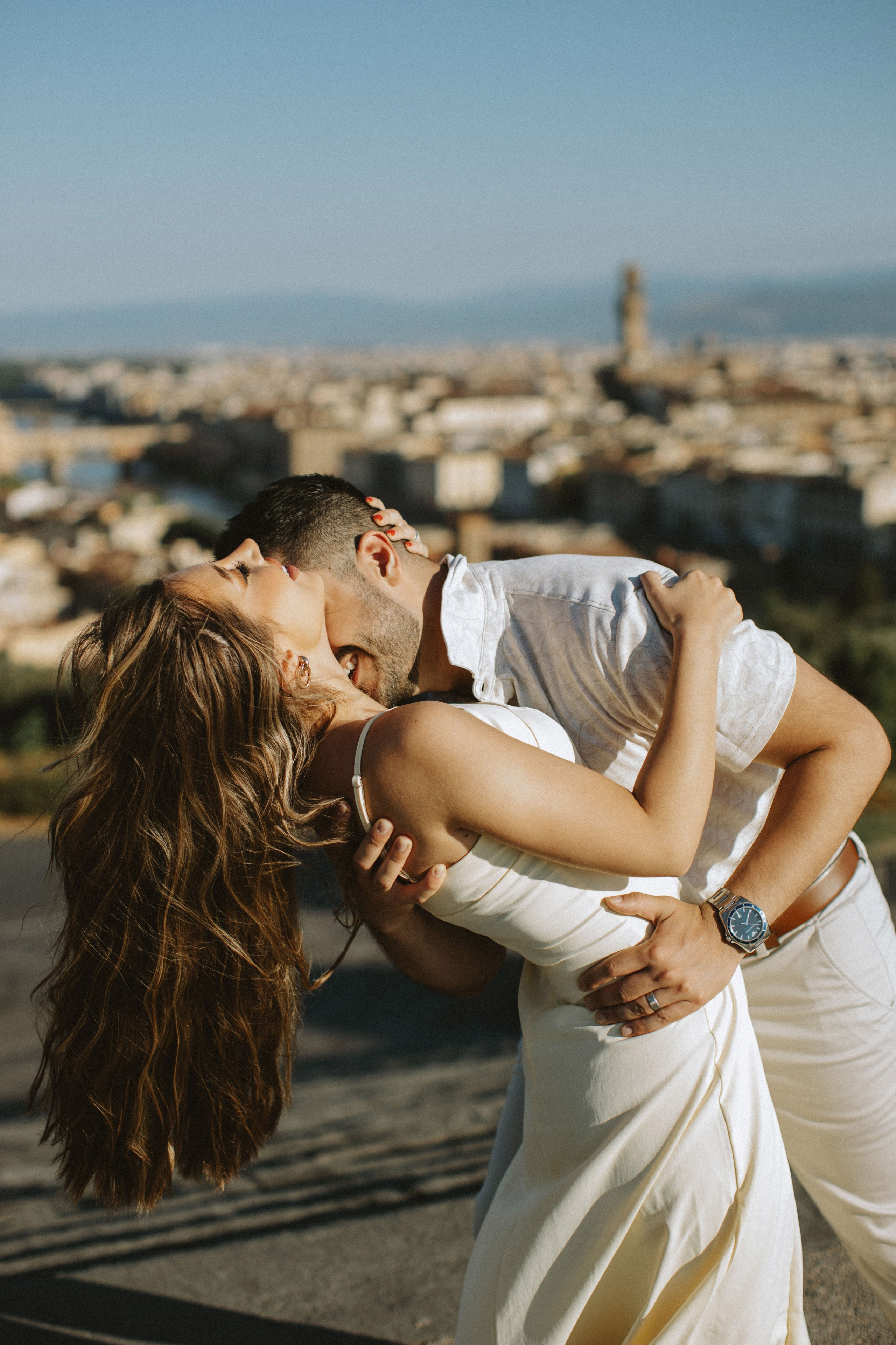 Couple Photoshoot in Florence at Sunrise | Romantic Engagement & Wedding Photography. Wedding Photographer in Florence, Pisa & Tuscany | Candid & Elegant Photography in Italy