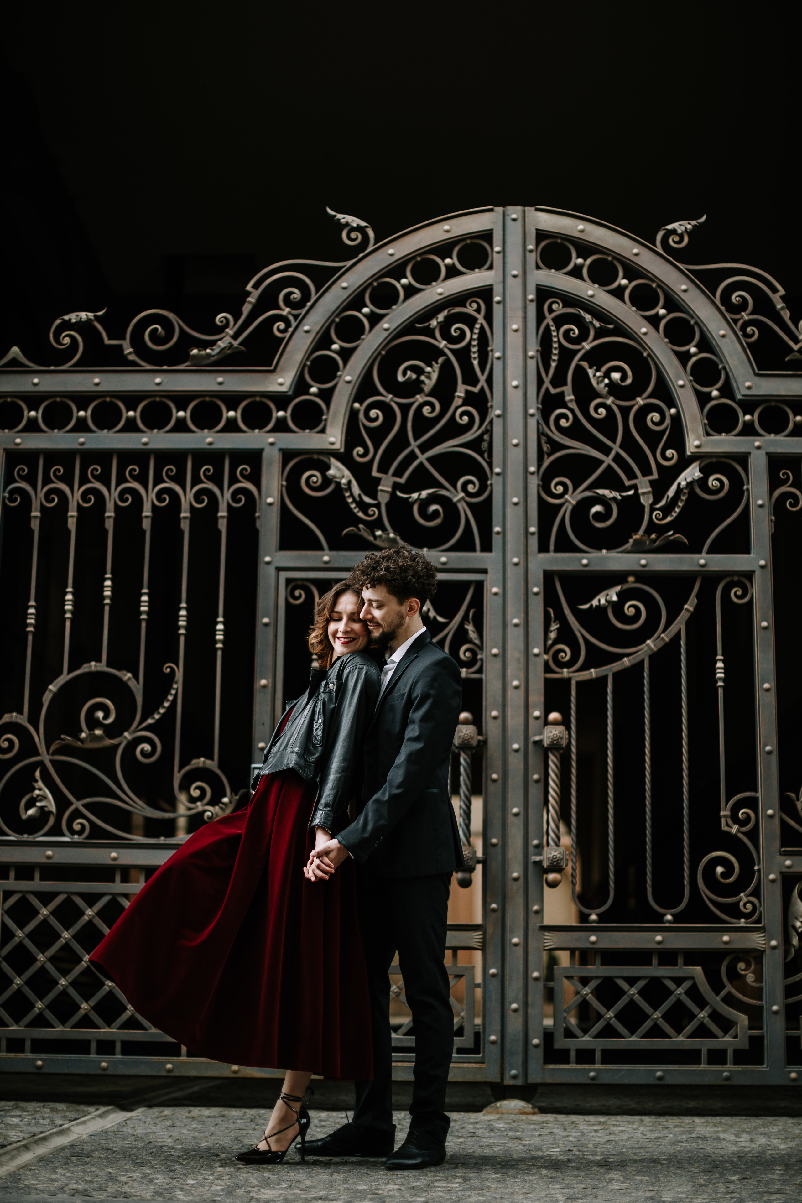 Фотосессия влюбленной пары в городе. Wedding Photographer in Florence, Pisa & Tuscany | Candid & Elegant Photography in Italy