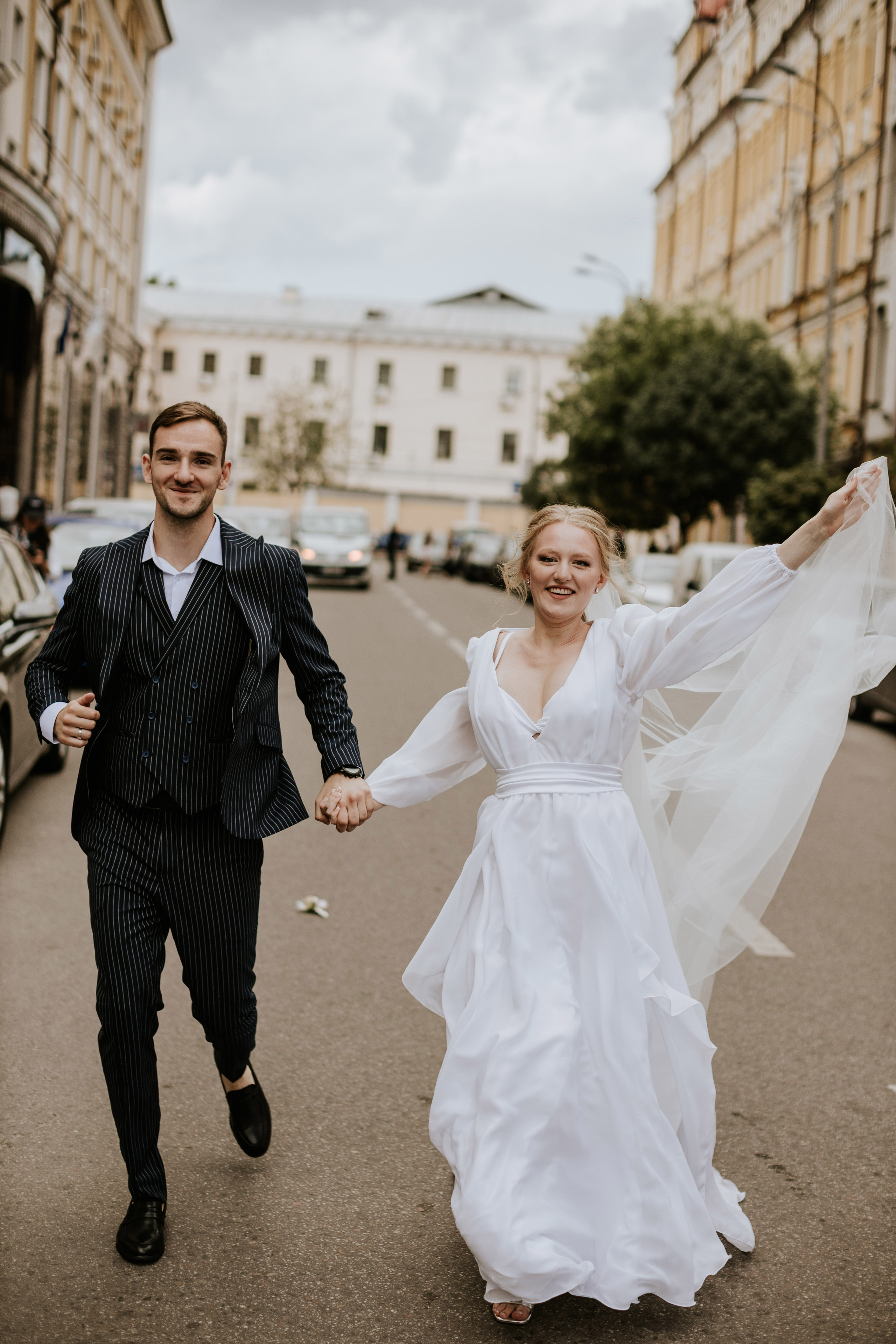 Artem & Anya. Wedding Photographer in Florence, Pisa & Tuscany | Candid & Elegant Photography in Italy