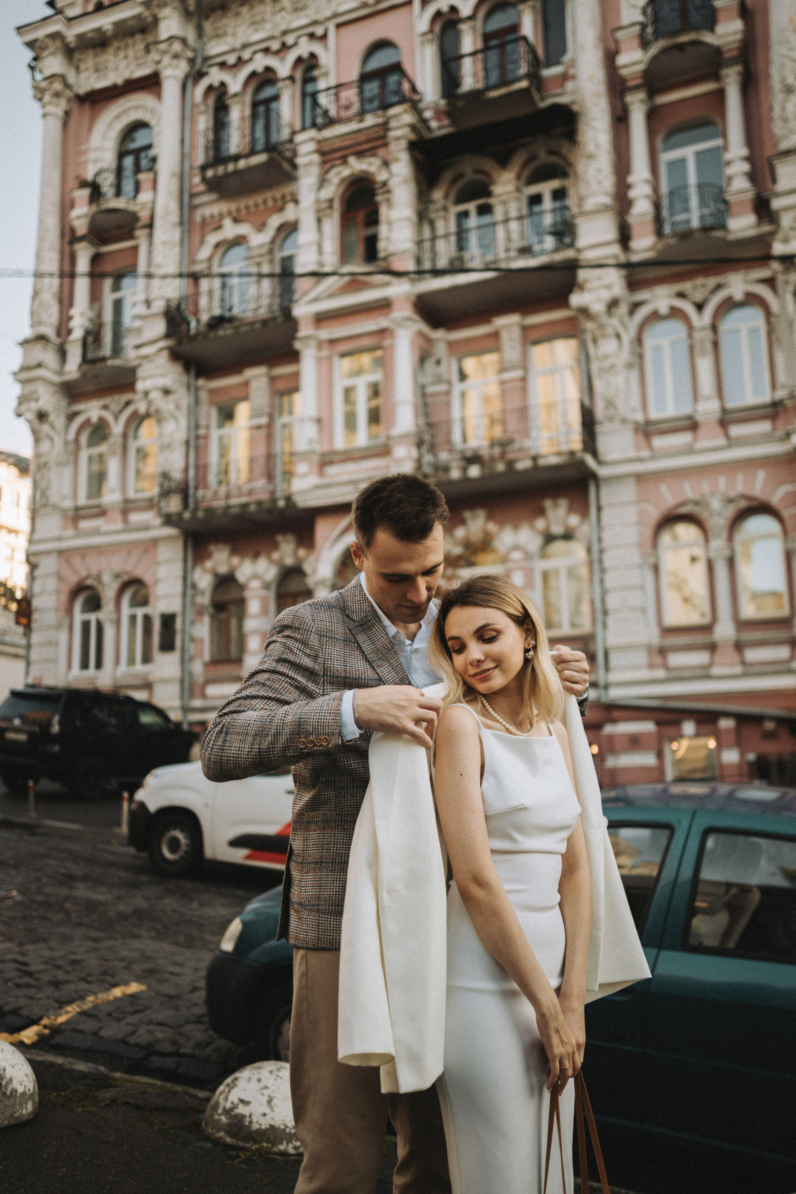 Servizio fotografico di coppia romantico dopo la pioggia - Vlad & Darina. Fotografo di matrimoni a Firenze, Pisa e Toscana | Fotografia spontanea ed elegante in Italia