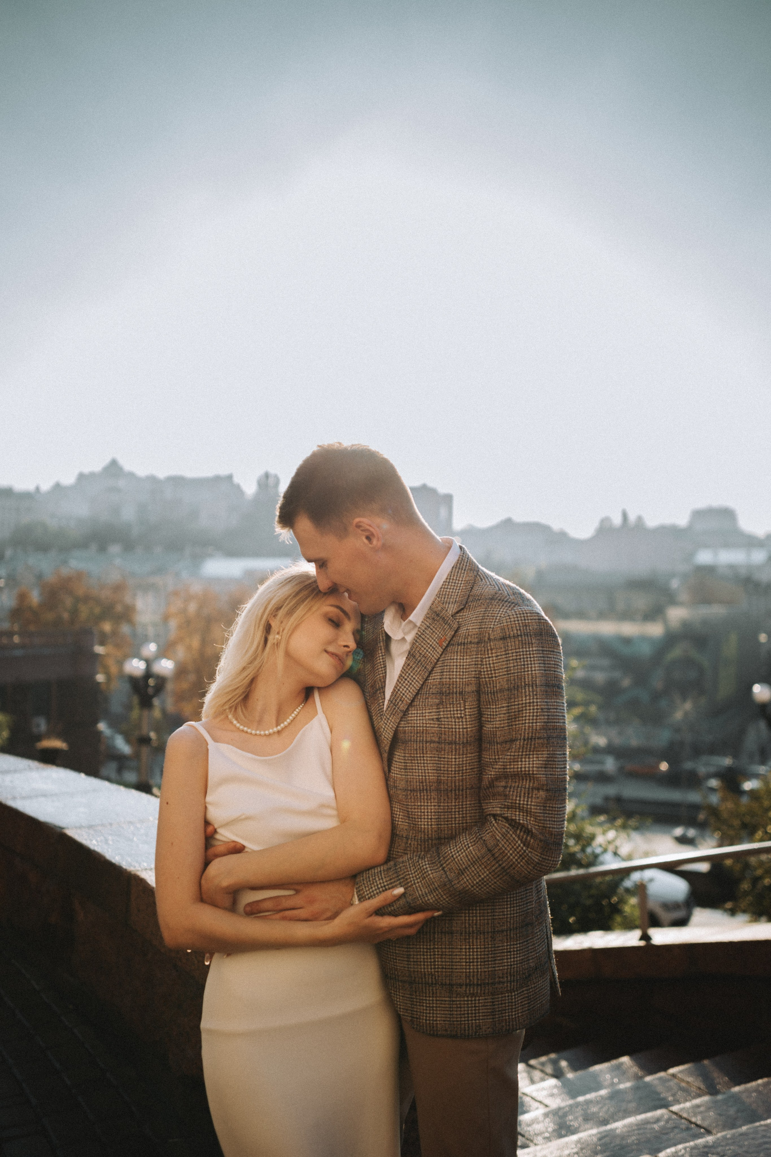 Servizio fotografico di coppia romantico dopo la pioggia - Vlad & Darina. Fotografo di matrimoni a Firenze, Pisa e Toscana | Fotografia spontanea ed elegante in Italia