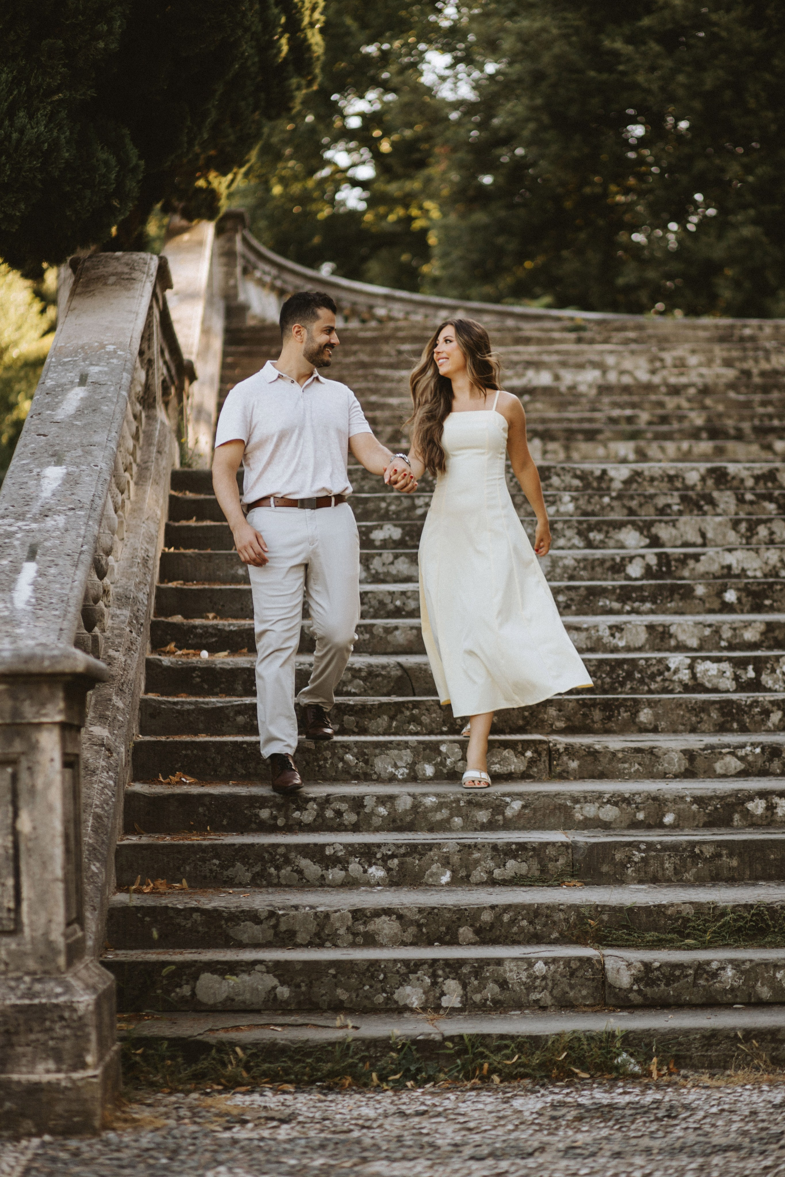 Couple Photoshoot in Florence at Sunrise | Romantic Engagement & Wedding Photography. Wedding Photographer in Florence, Pisa & Tuscany | Candid & Elegant Photography in Italy