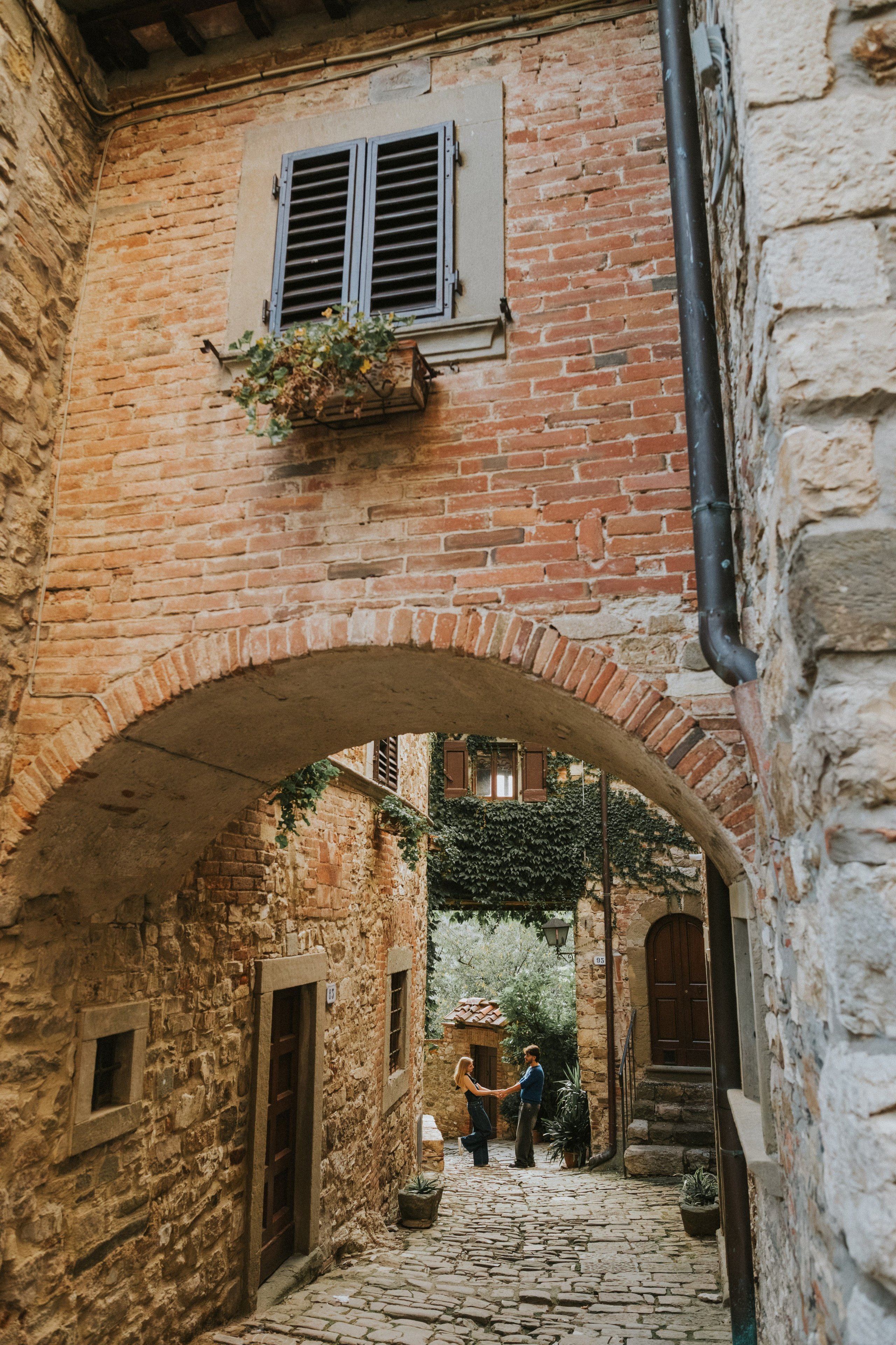 Tuscany & Florence Couples Photographer | Romantic Photoshoots | Kutsan Photography. Wedding Photographer in Florence, Pisa & Tuscany | Candid & Elegant Photography in Italy