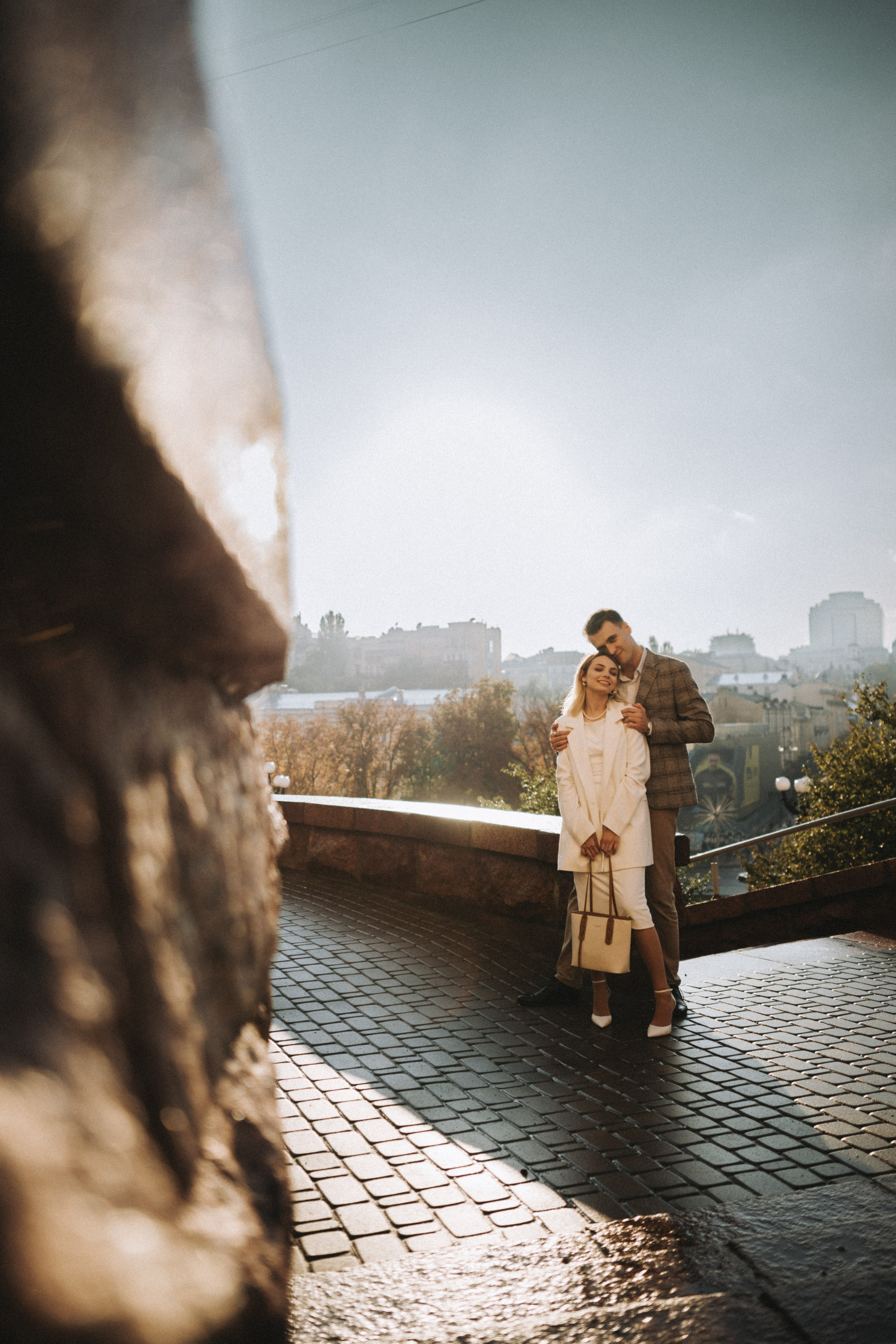 Servizio fotografico di coppia romantico dopo la pioggia - Vlad & Darina. Fotografo di matrimoni a Firenze, Pisa e Toscana | Fotografia spontanea ed elegante in Italia