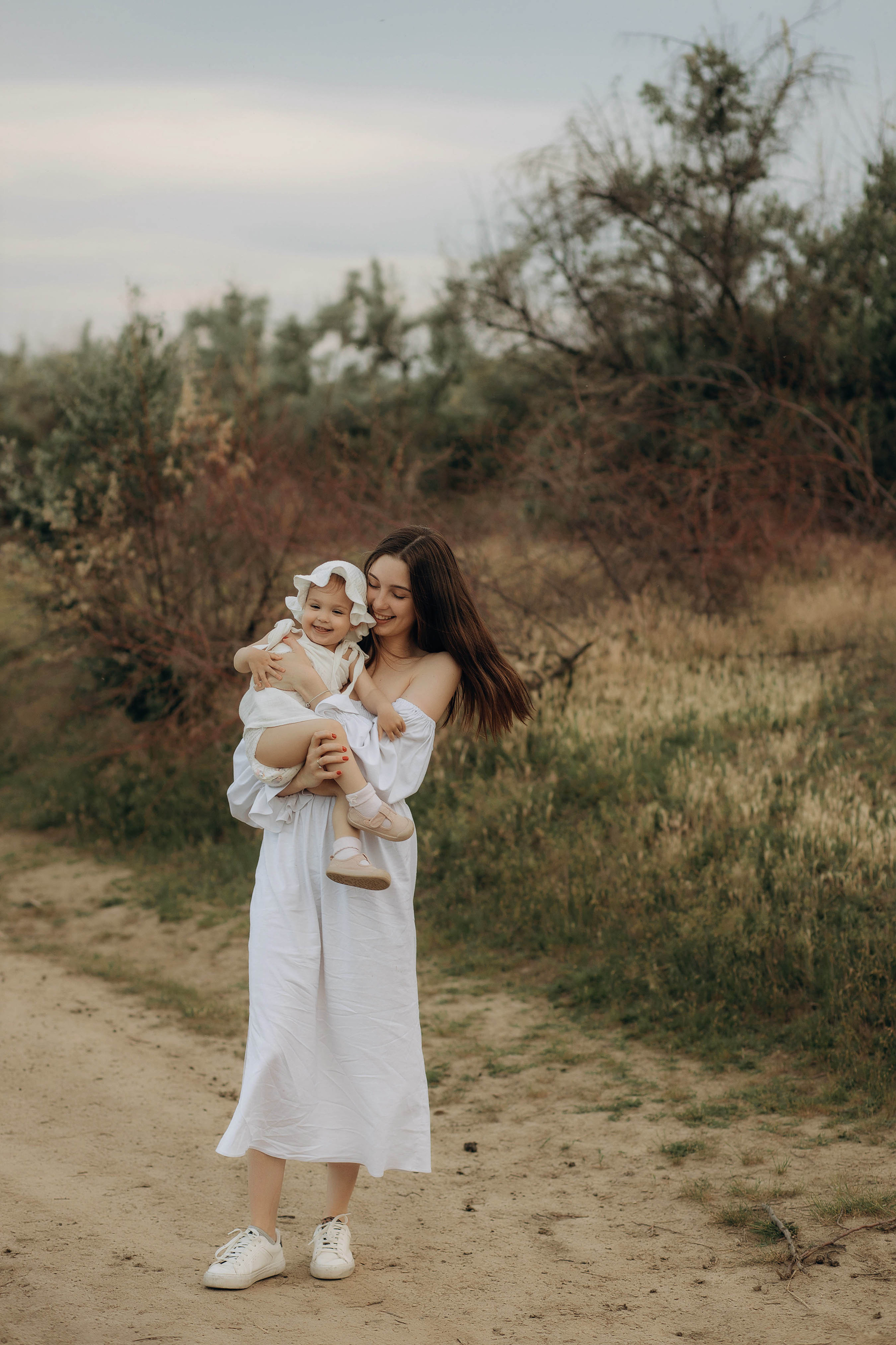 Вячеслав, Светлана и Кира. Свадебный фотограф Измаил, Констанца, Бухарест, Галац, Браила Julia Dickinson