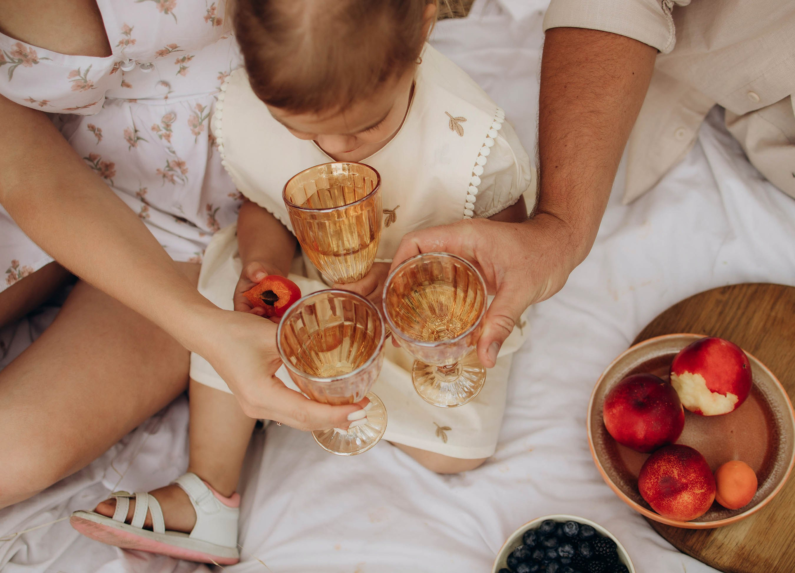 Дмитрий, Алена и Милана. Свадебный фотограф Измаил, Констанца, Бухарест, Галац, Браила Julia Dickinson