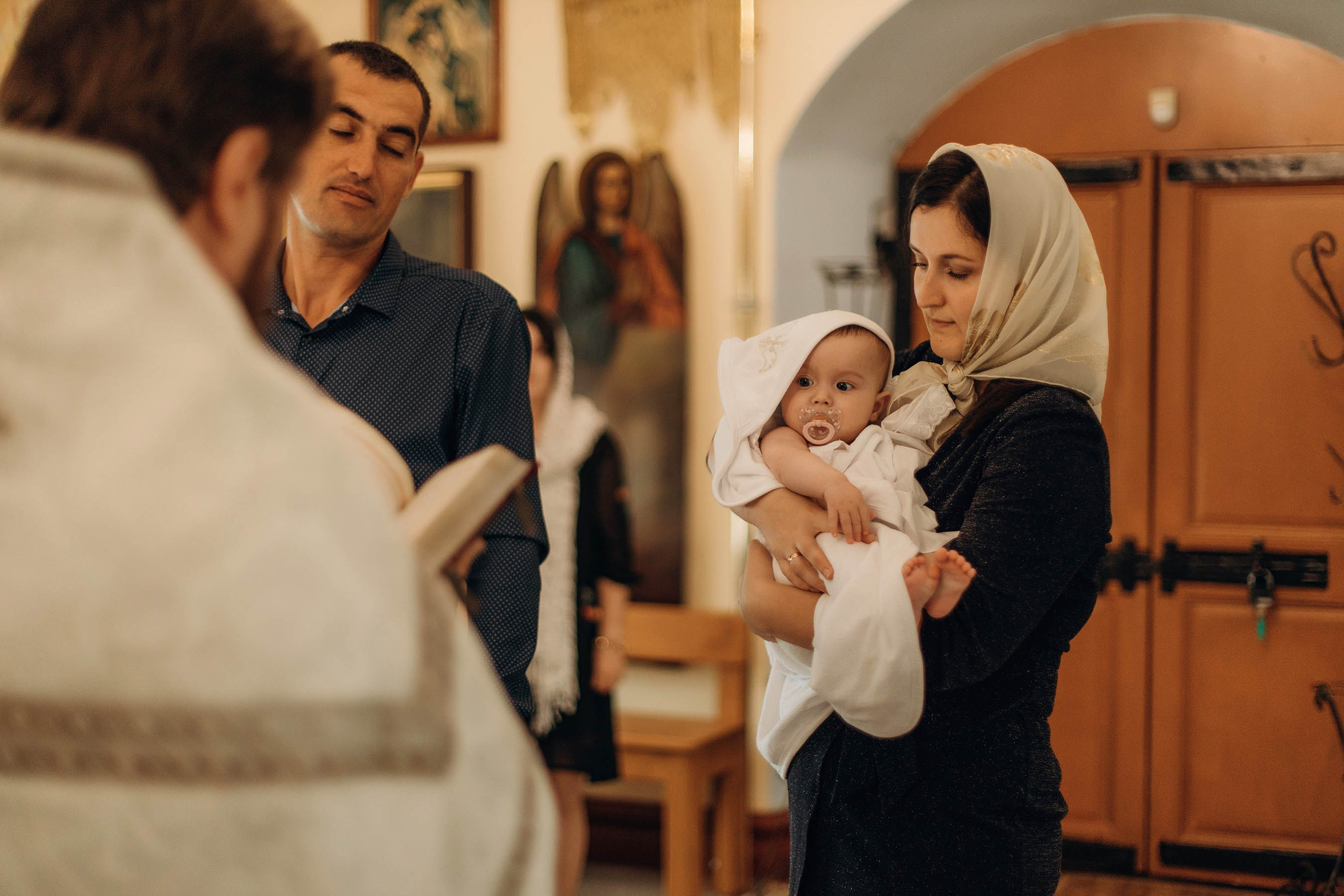 Крещение Элианы. Свадебный фотограф Измаил, Констанца, Бухарест, Галац, Браила Julia Dickinson