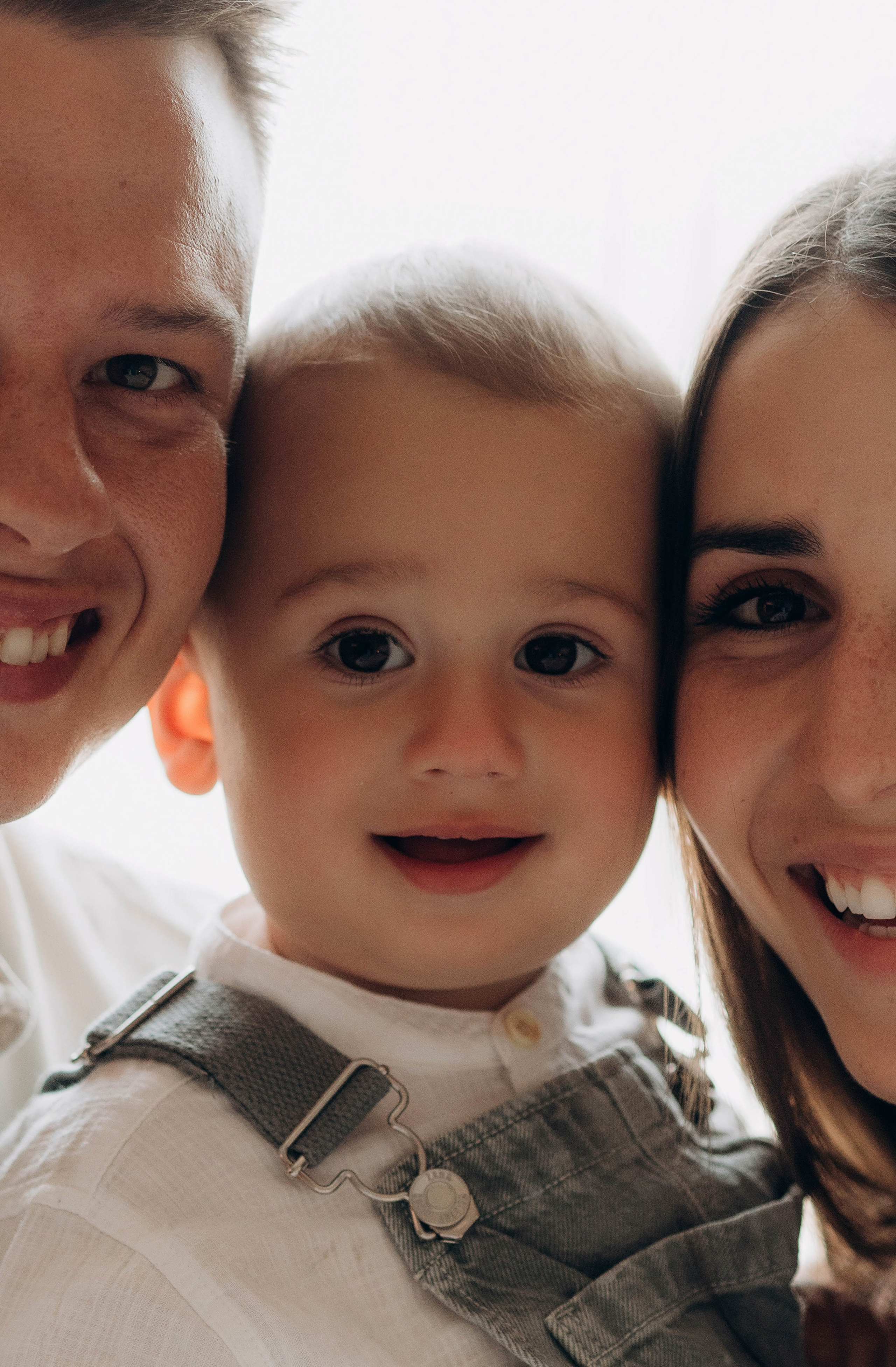 Дилан, Диана и Лиам. Свадебный фотограф Измаил, Констанца, Бухарест, Галац, Браила Julia Dickinson