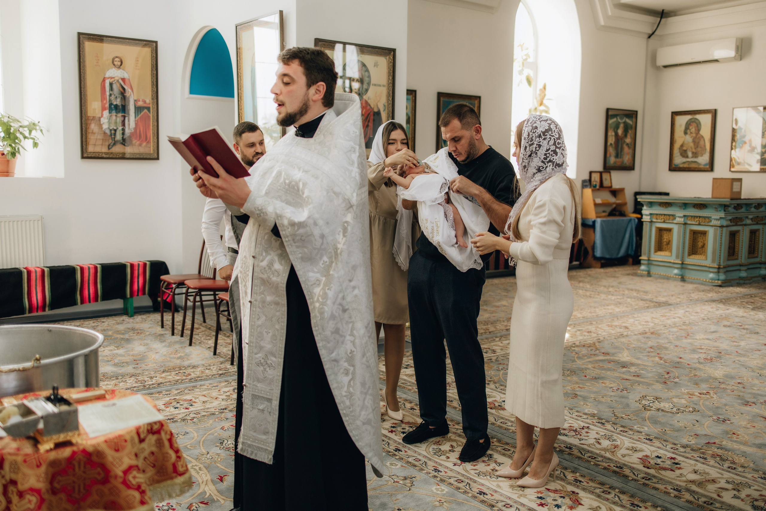 Таинство Крещения Давида | Фотограф Измаил. Свадебный фотограф Измаил, Констанца, Бухарест, Галац, Браила Julia Dickinson