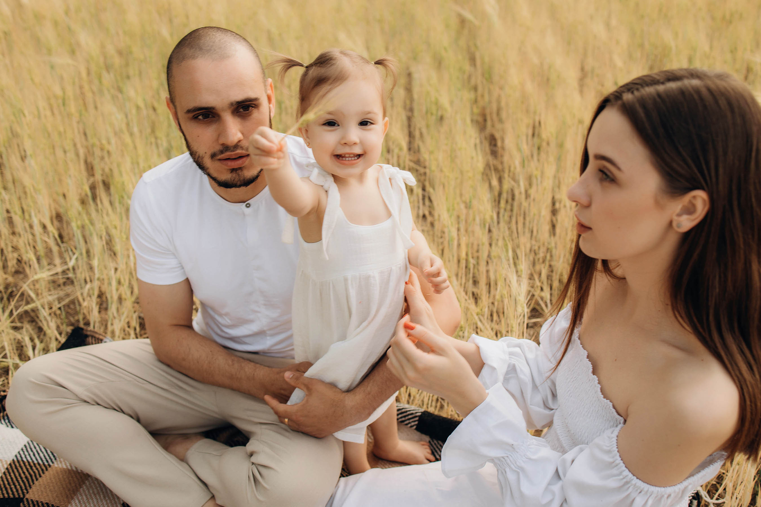 Вячеслав, Светлана и Кира. Свадебный фотограф Измаил, Констанца, Бухарест, Галац, Браила Julia Dickinson