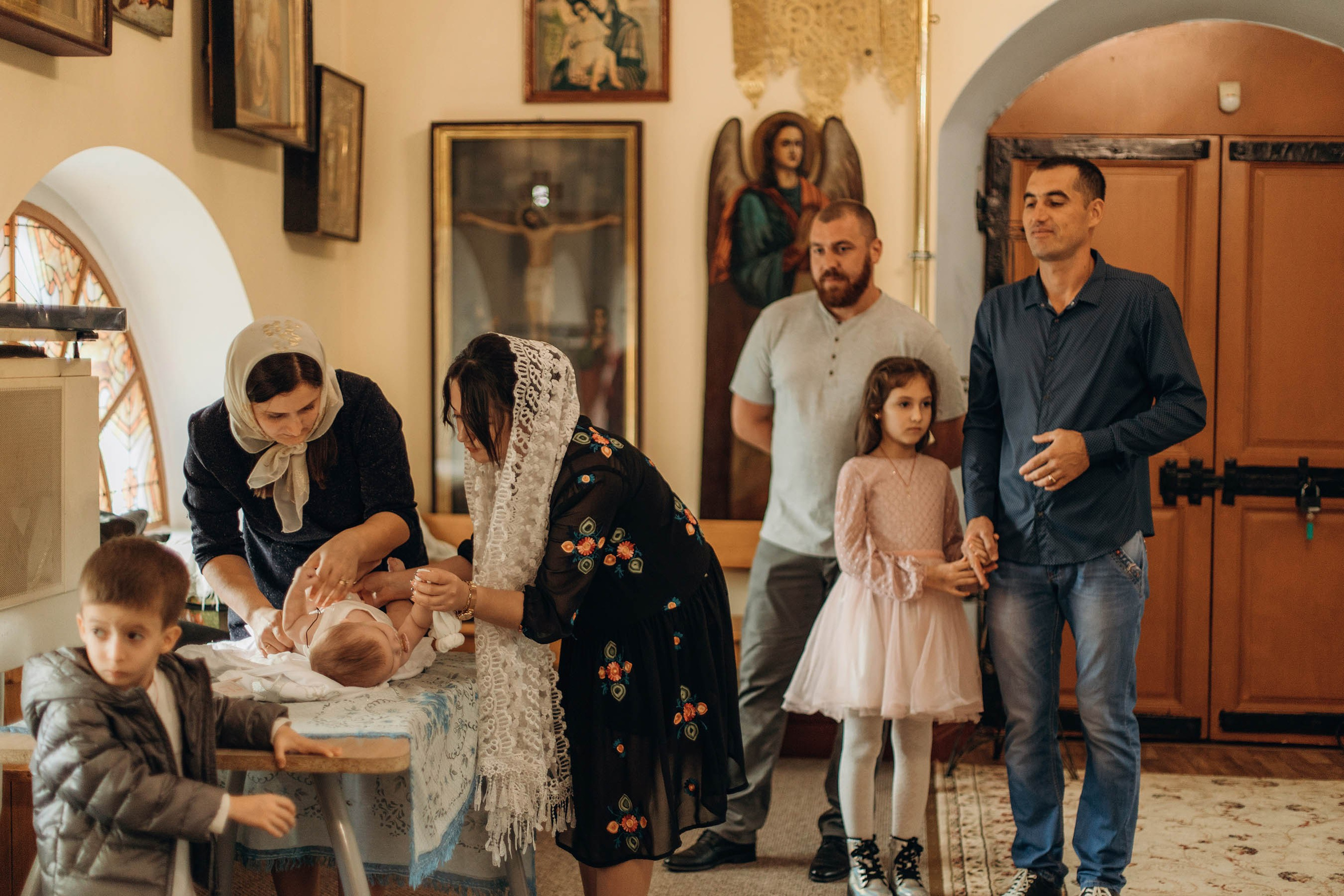 Крещение Элианы. Свадебный фотограф Измаил, Констанца, Бухарест, Галац, Браила Julia Dickinson