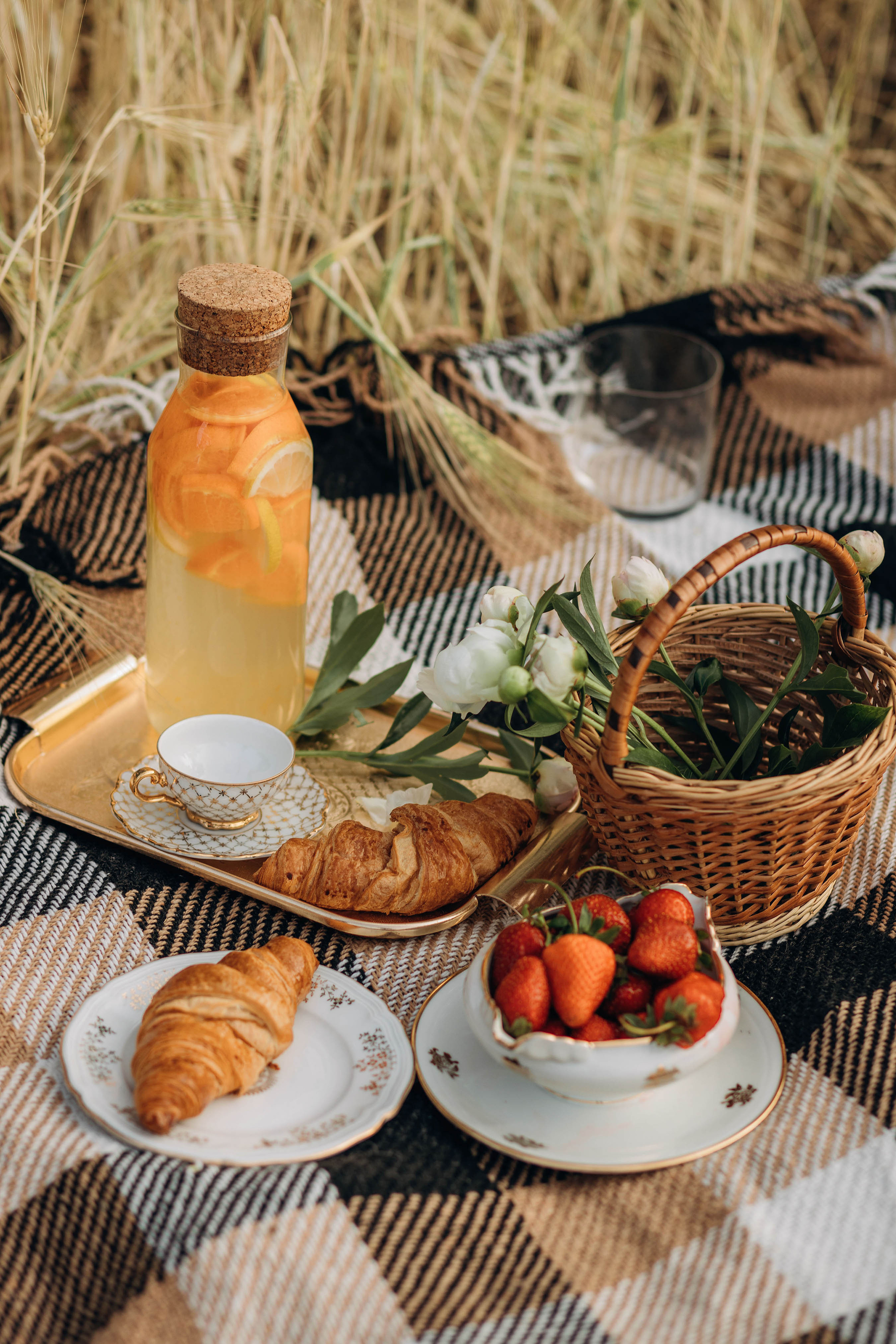 Вячеслав, Светлана и Кира. Свадебный фотограф Измаил, Констанца, Бухарест, Галац, Браила Julia Dickinson