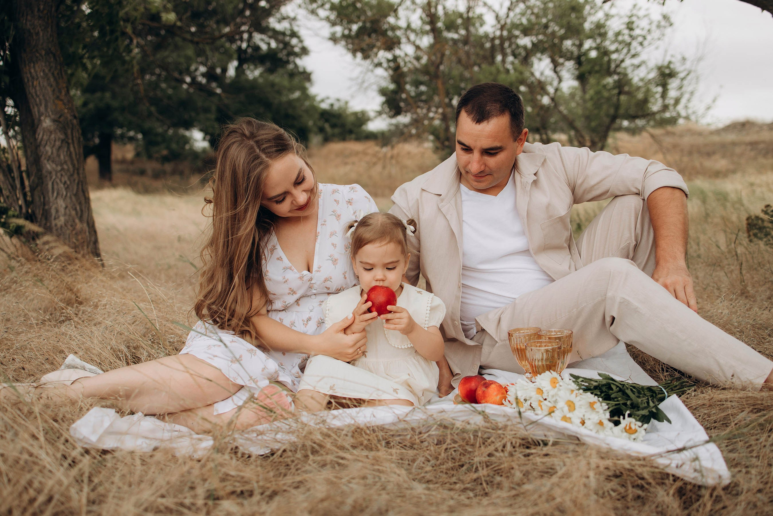Дмитрий, Алена и Милана. Свадебный фотограф Измаил, Констанца, Бухарест, Галац, Браила Julia Dickinson