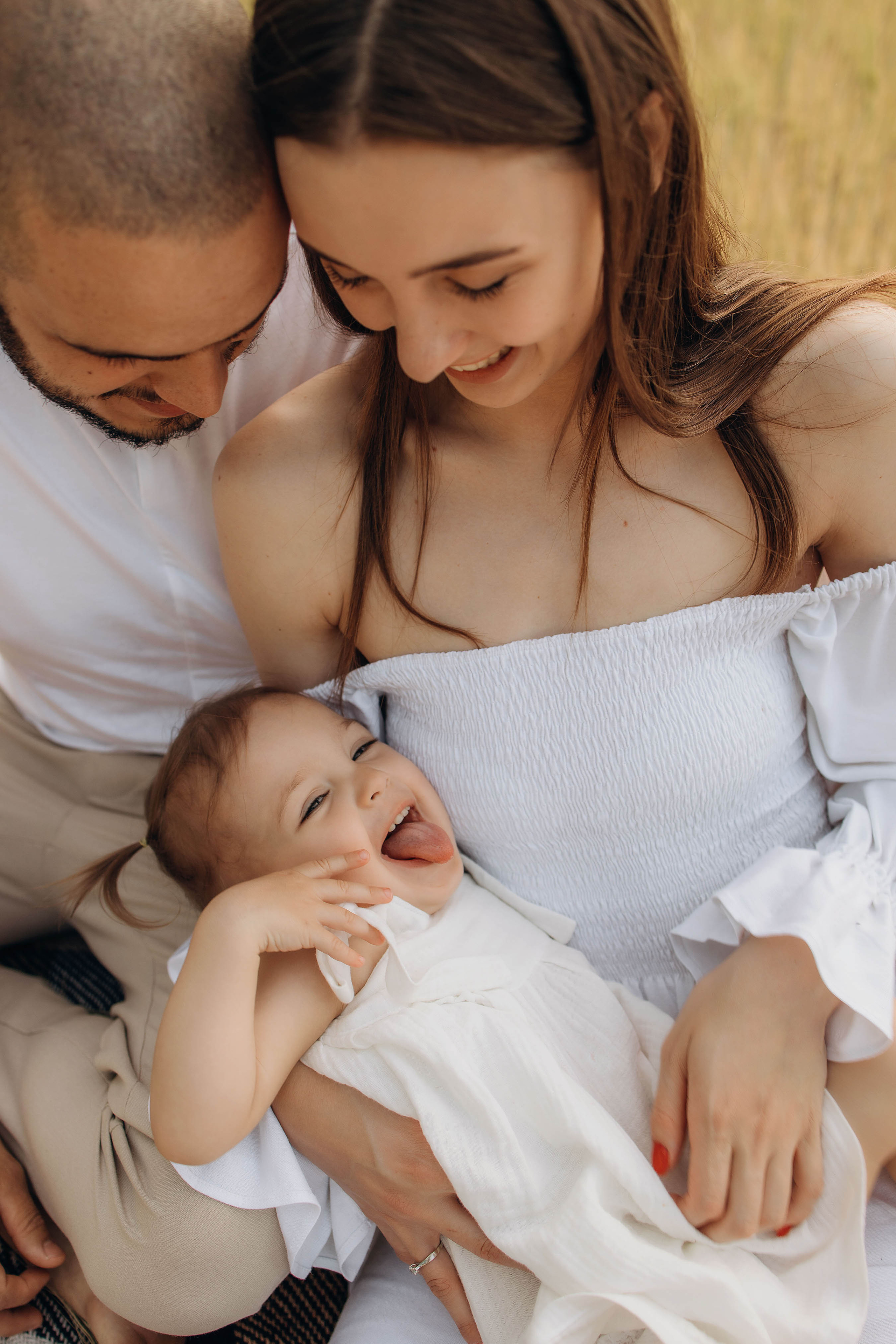 Вячеслав, Светлана и Кира. Свадебный фотограф Измаил, Констанца, Бухарест, Галац, Браила Julia Dickinson