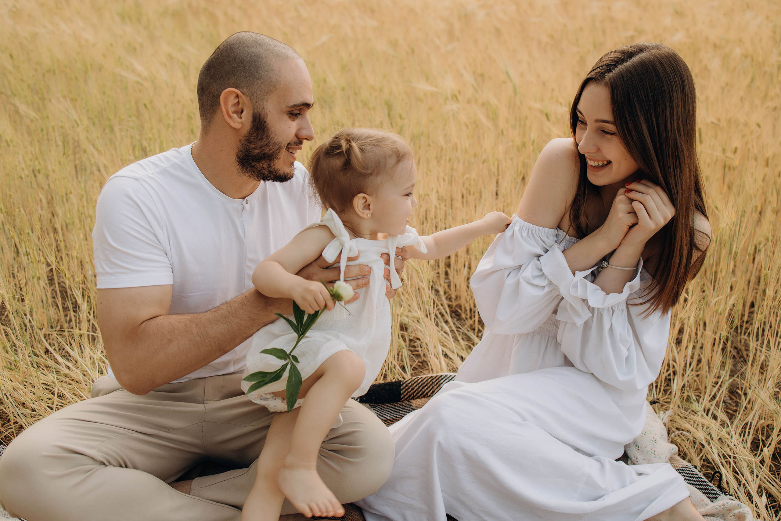 Вячеслав, Светлана и Кира. Свадебный фотограф Измаил, Констанца, Бухарест, Галац, Браила Julia Dickinson