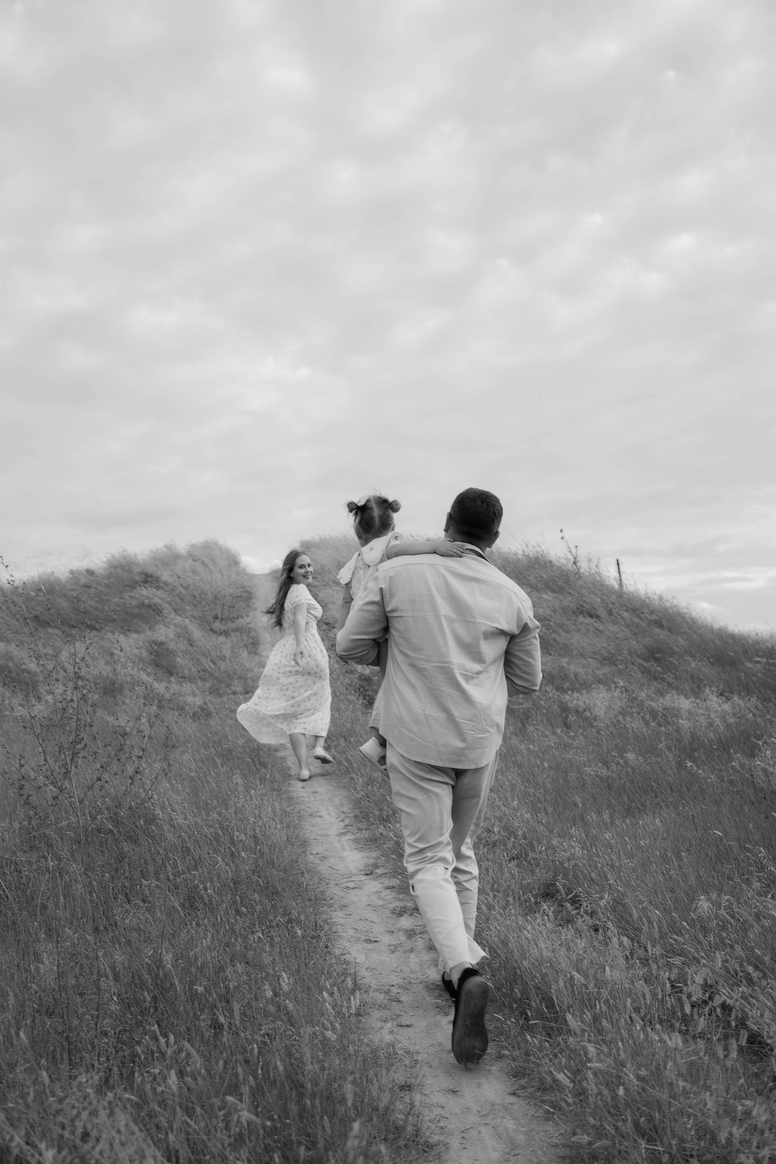 Дмитрий, Алена и Милана. Свадебный фотограф Измаил, Констанца, Бухарест, Галац, Браила Julia Dickinson