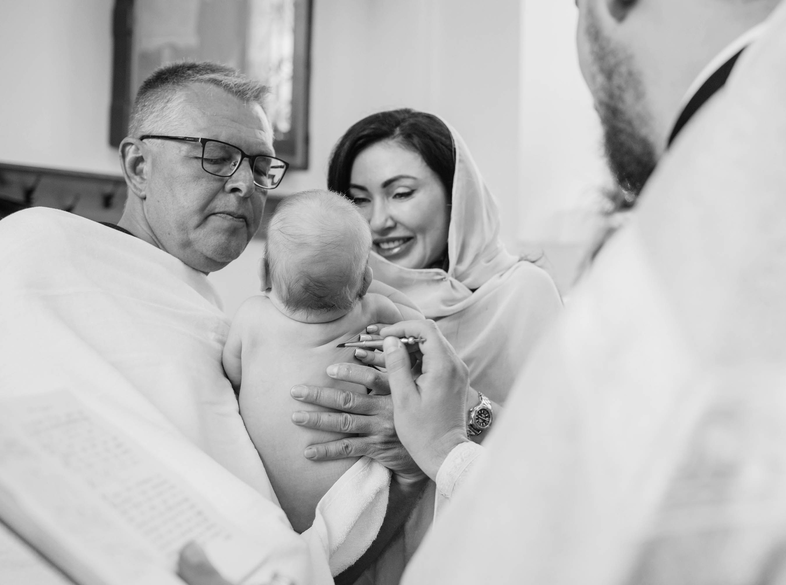 Крещение Эдгара. Свадебный фотограф Измаил, Констанца, Бухарест, Галац, Браила Julia Dickinson