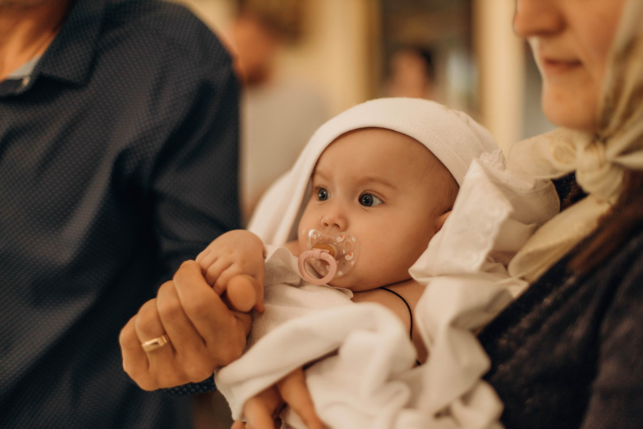 Крещение Элианы. Свадебный фотограф Измаил, Констанца, Бухарест, Галац, Браила Julia Dickinson