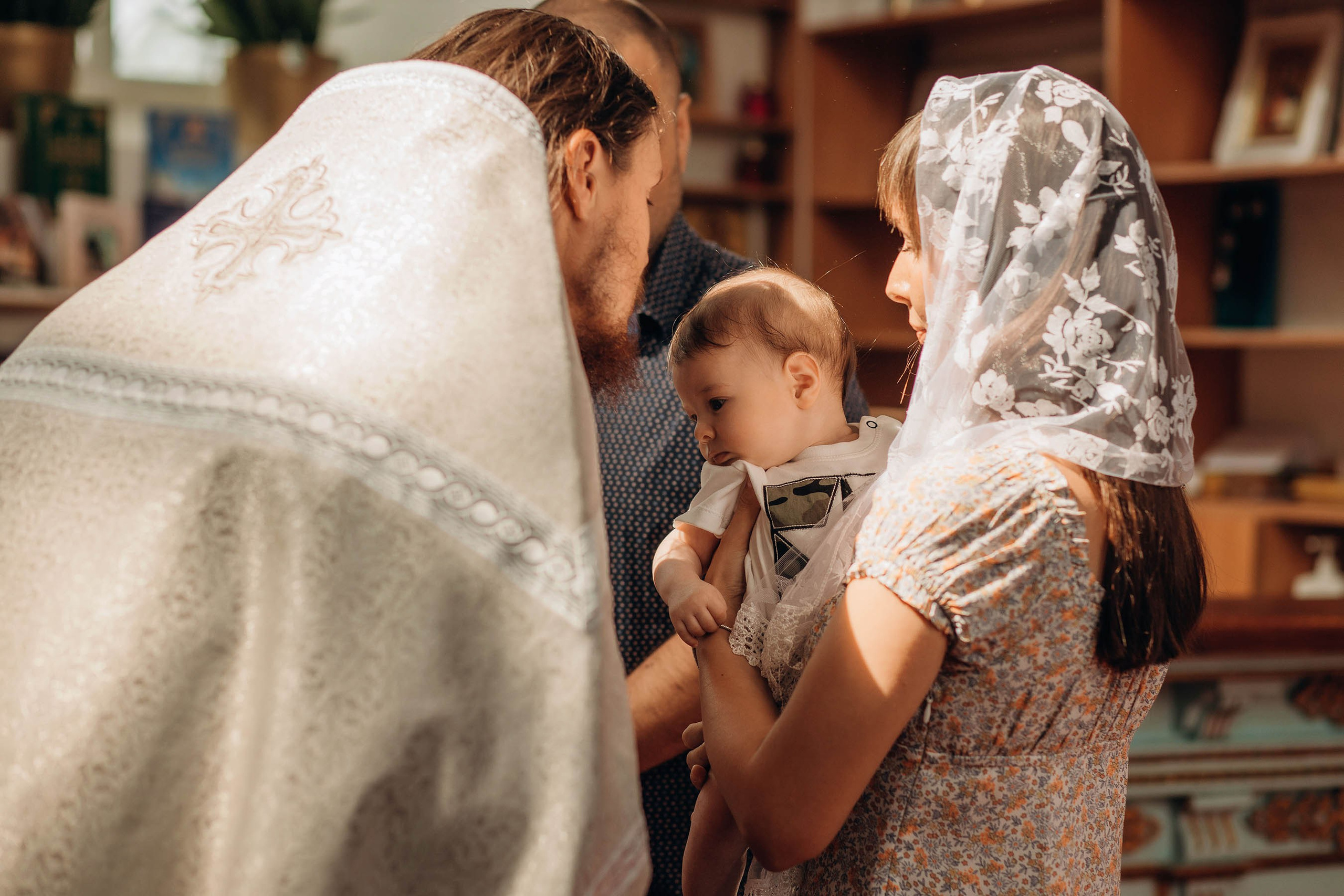 Крещение Ивана. Свадебный фотограф Измаил, Констанца, Бухарест, Галац, Браила Julia Dickinson