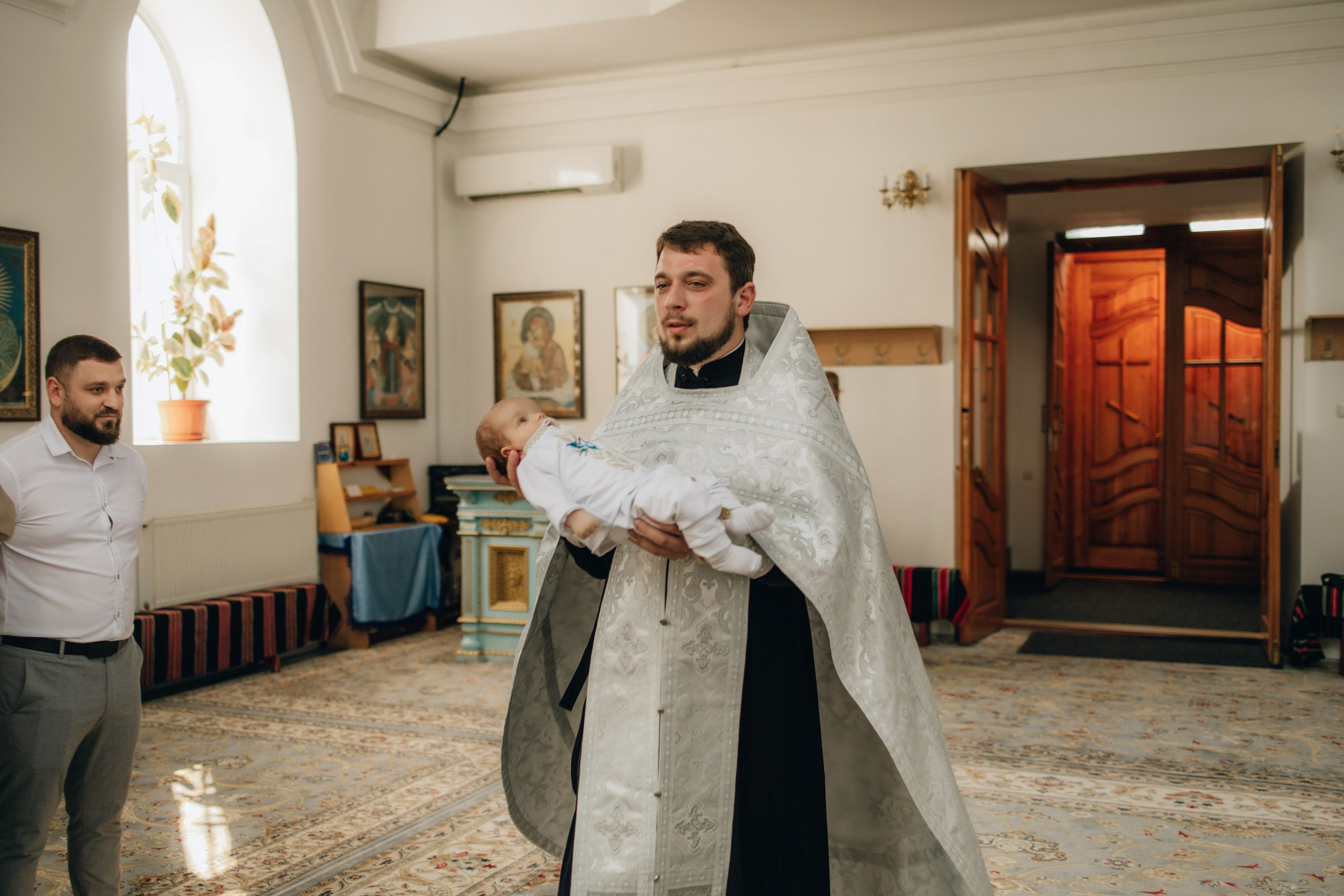 Таинство Крещения Давида | Фотограф Измаил. Свадебный фотограф Измаил, Констанца, Бухарест, Галац, Браила Julia Dickinson