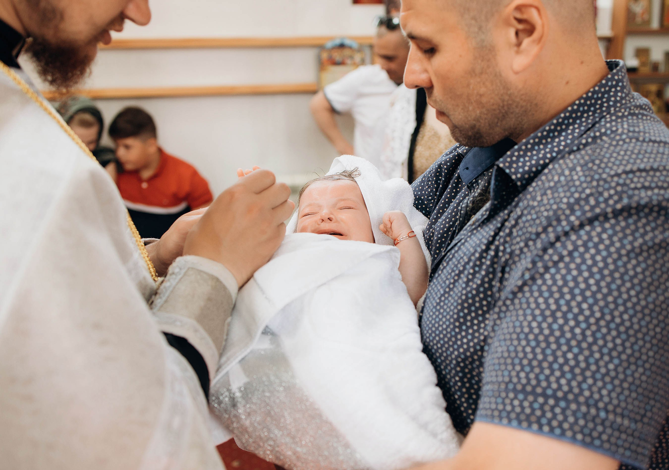 Крещение Ивана. Свадебный фотограф Измаил, Констанца, Бухарест, Галац, Браила Julia Dickinson