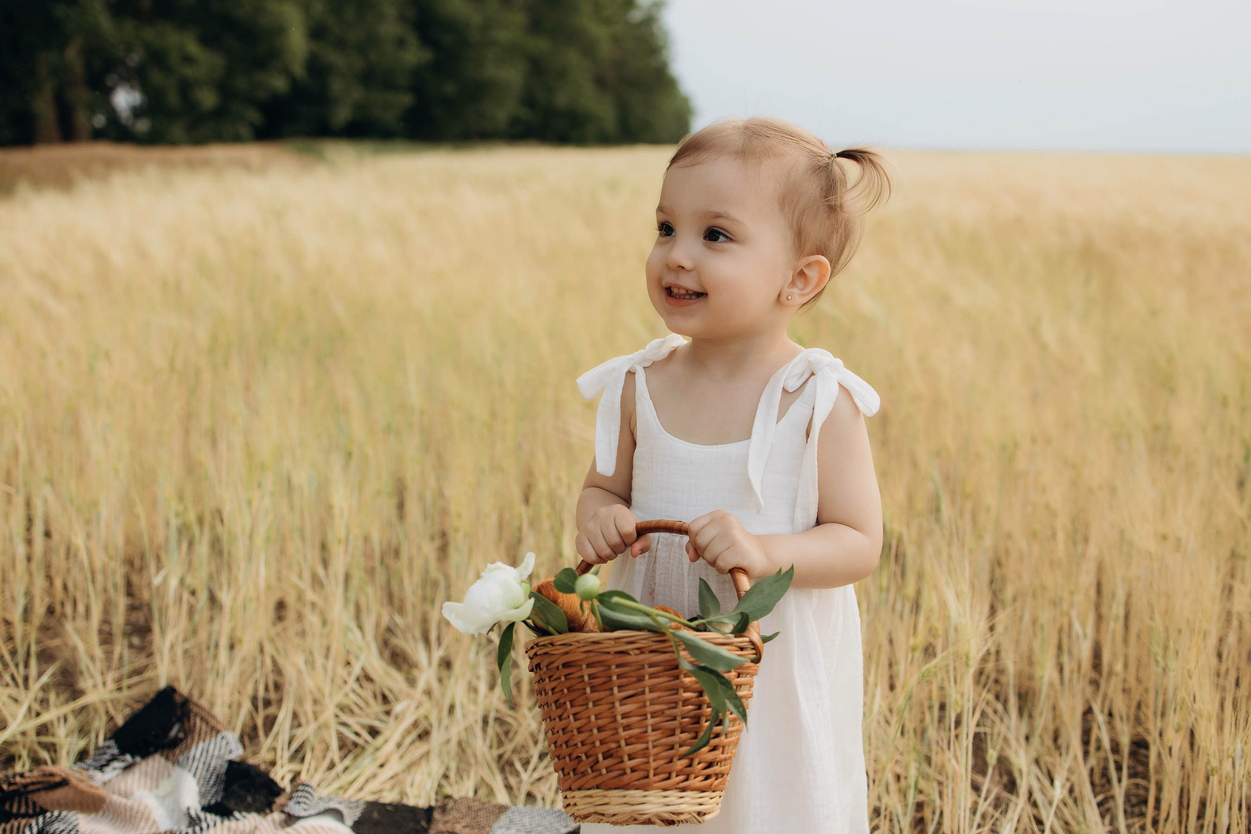 Вячеслав, Светлана и Кира. Свадебный фотограф Измаил, Констанца, Бухарест, Галац, Браила Julia Dickinson