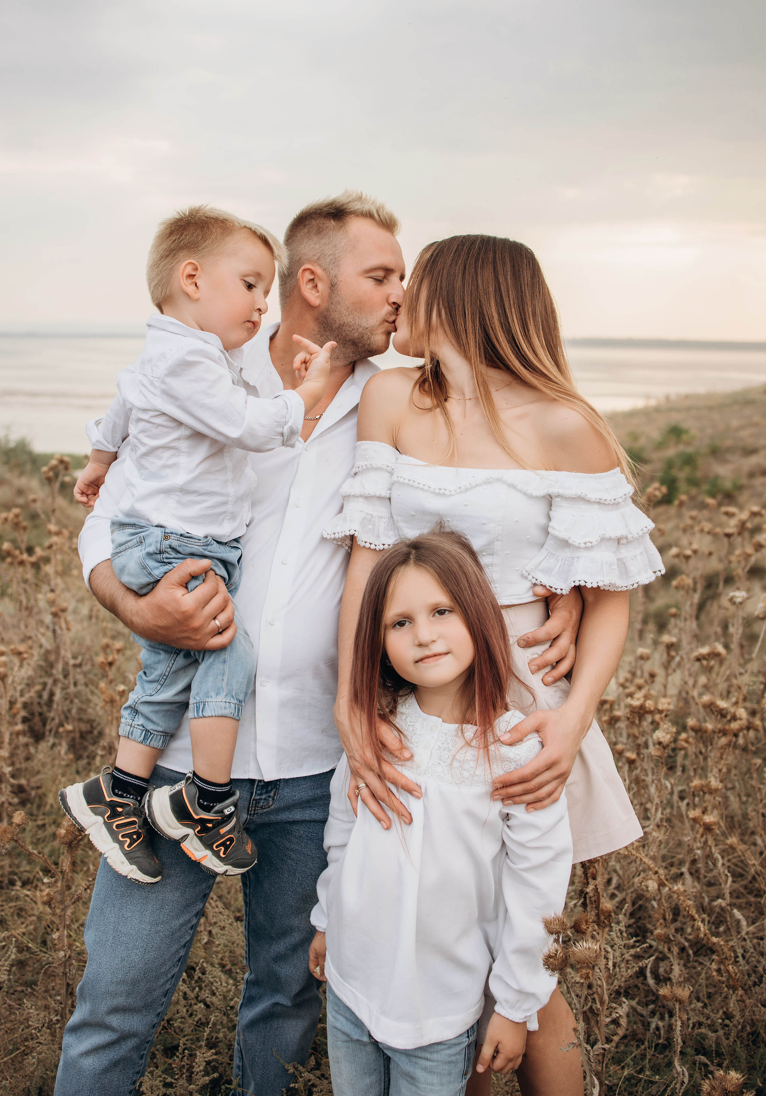 Семья Илаш. Свадебный фотограф Измаил, Констанца, Бухарест, Галац, Браила Julia Dickinson