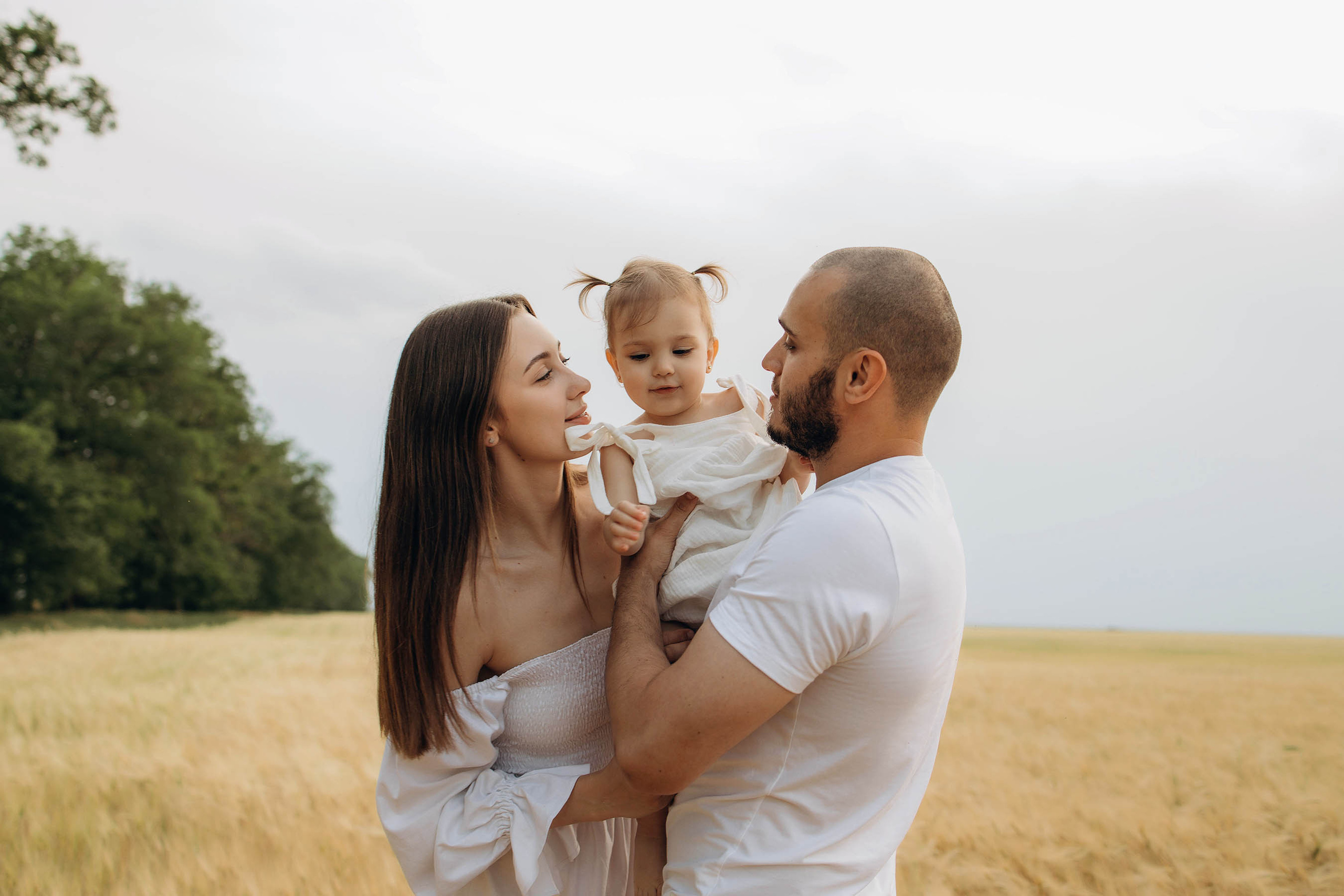 Вячеслав, Светлана и Кира. Свадебный фотограф Измаил, Констанца, Бухарест, Галац, Браила Julia Dickinson