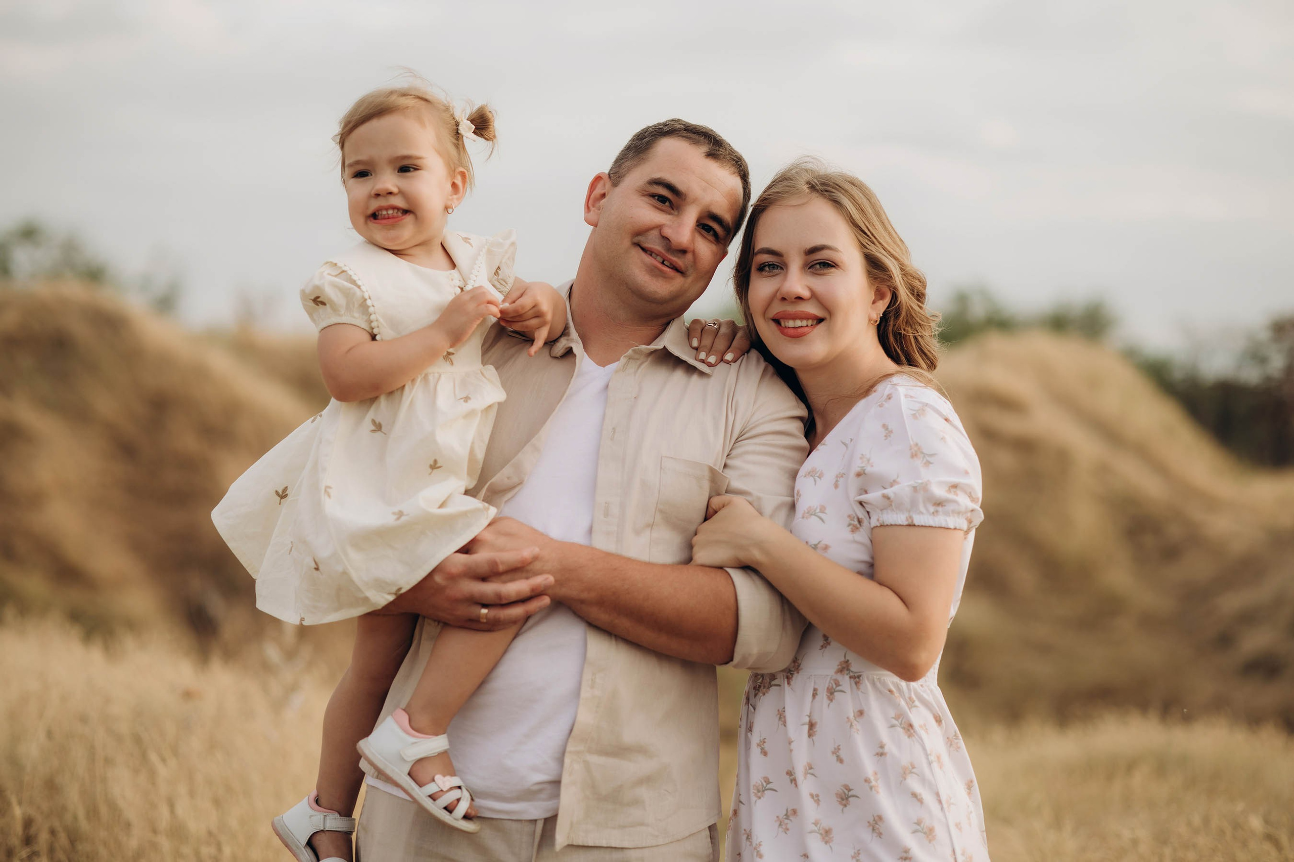 Дмитрий, Алена и Милана. Свадебный фотограф Измаил, Констанца, Бухарест, Галац, Браила Julia Dickinson