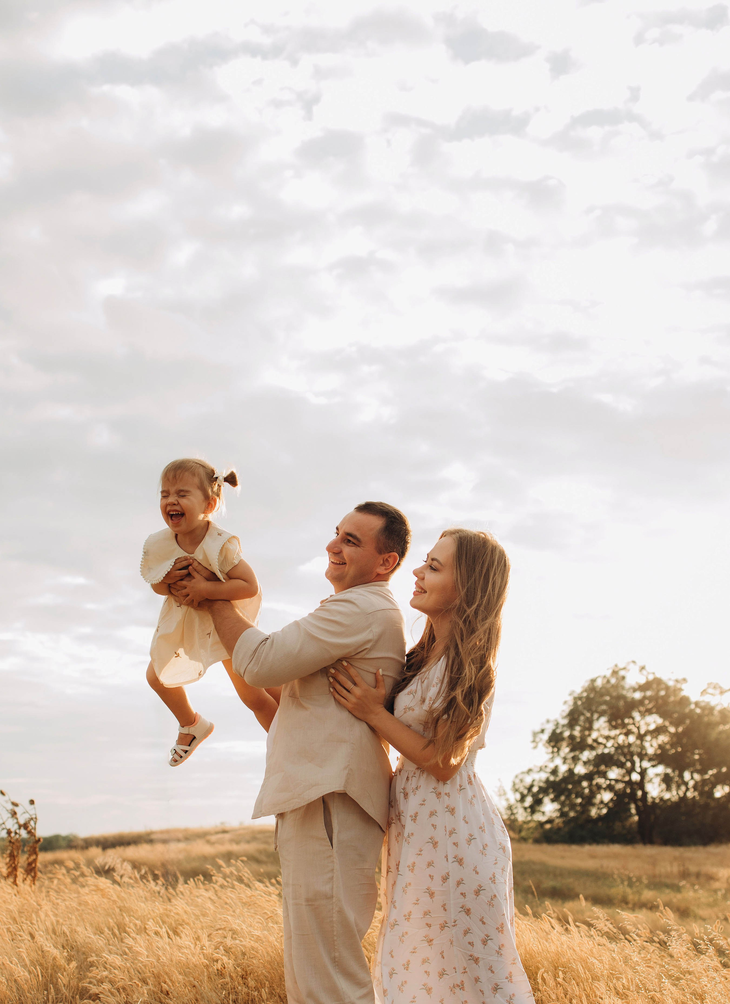 Дмитрий, Алена и Милана. Свадебный фотограф Измаил, Констанца, Бухарест, Галац, Браила Julia Dickinson