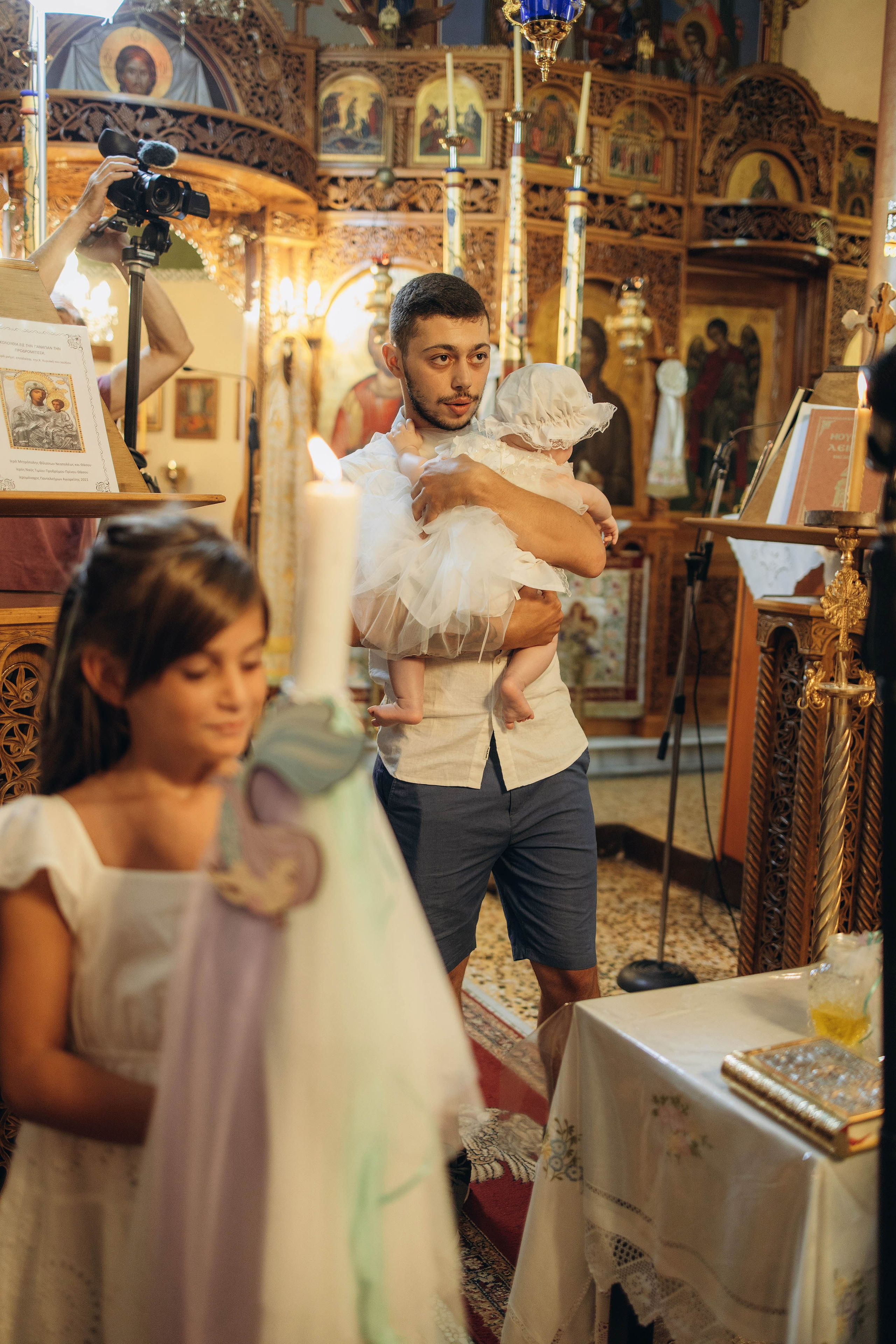 Крещение Ариадни. Свадебный фотограф Измаил, Констанца, Бухарест, Галац, Браила Julia Dickinson