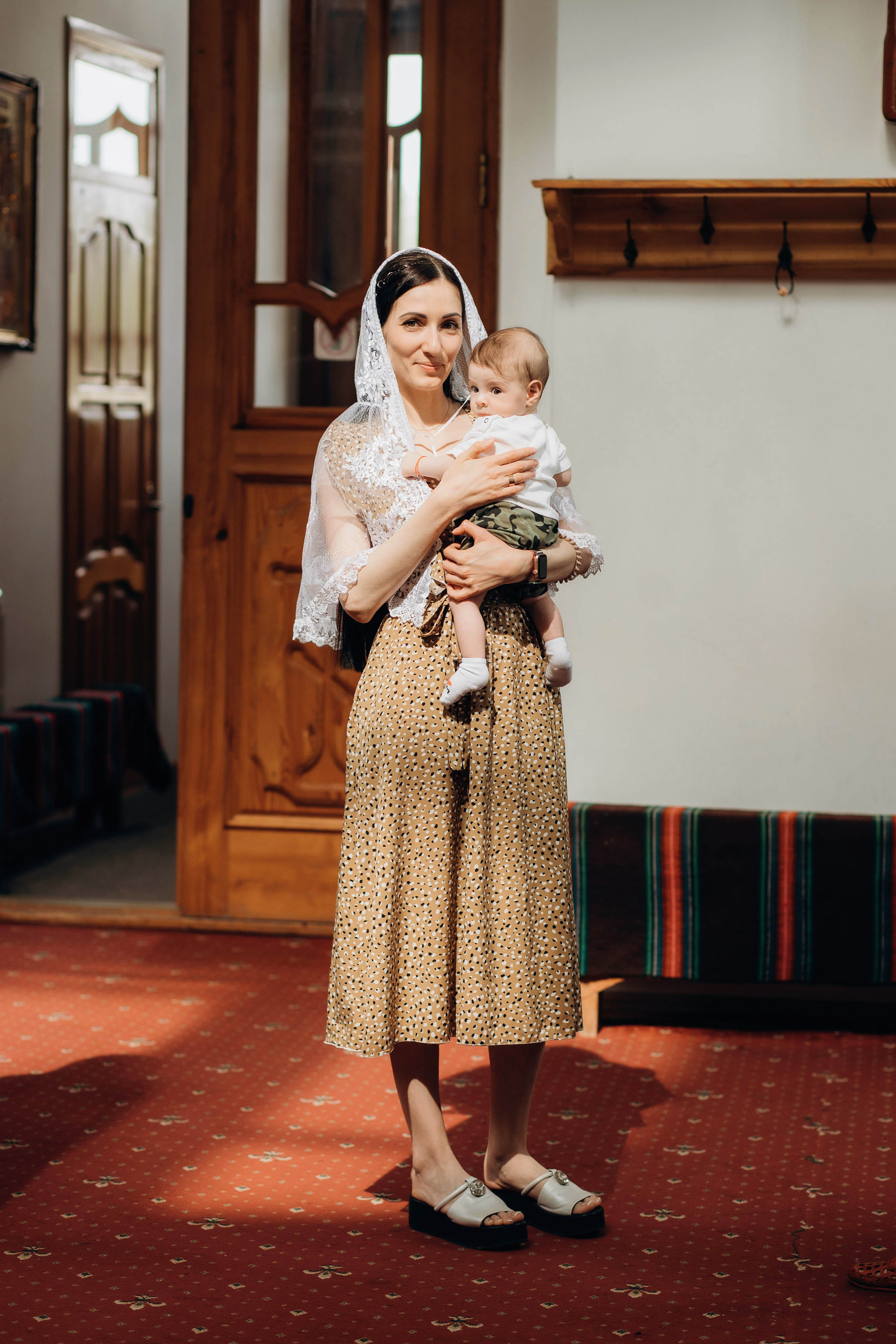 Крещение Ивана. Свадебный фотограф Измаил, Констанца, Бухарест, Галац, Браила Julia Dickinson