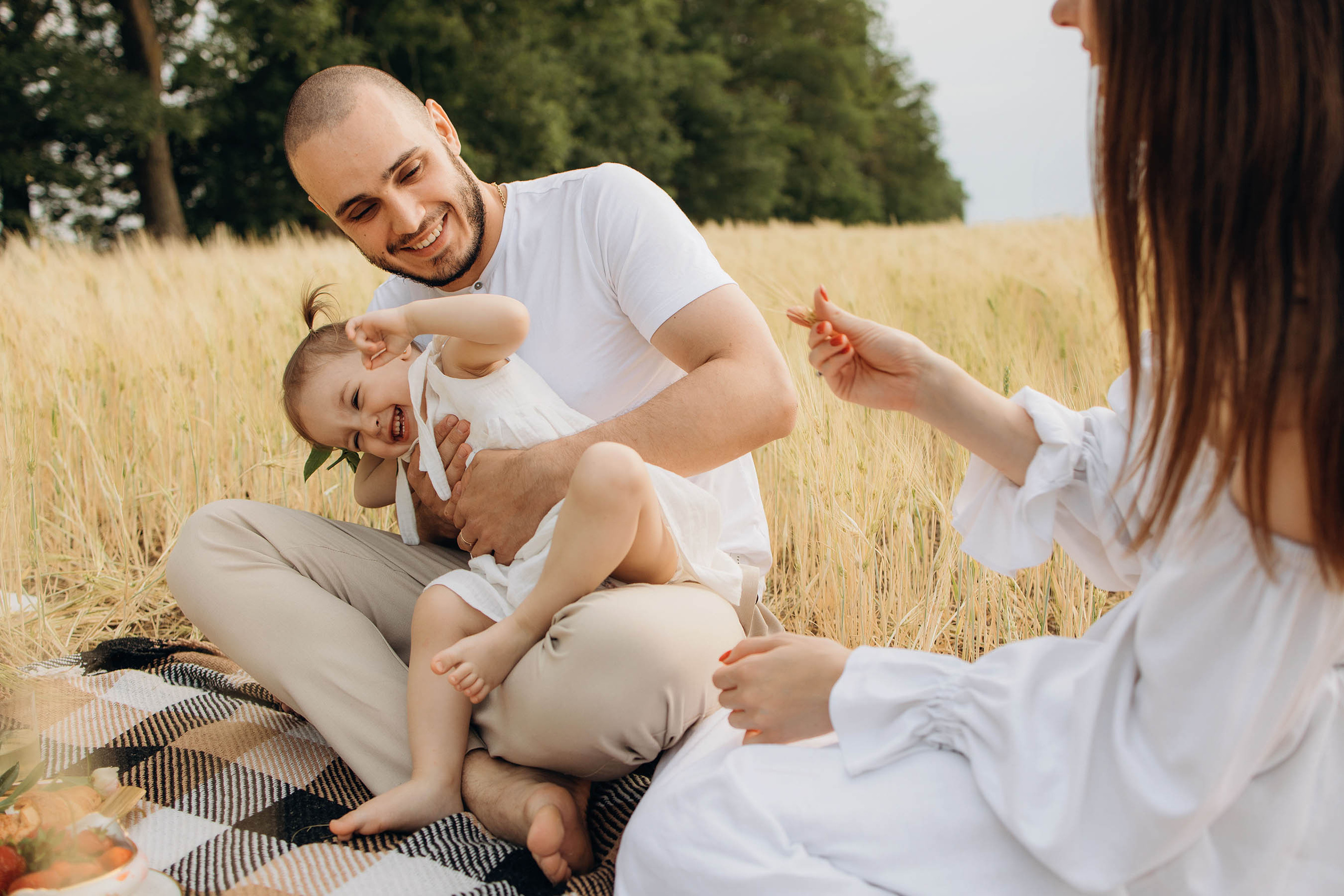 Вячеслав, Светлана и Кира. Свадебный фотограф Измаил, Констанца, Бухарест, Галац, Браила Julia Dickinson
