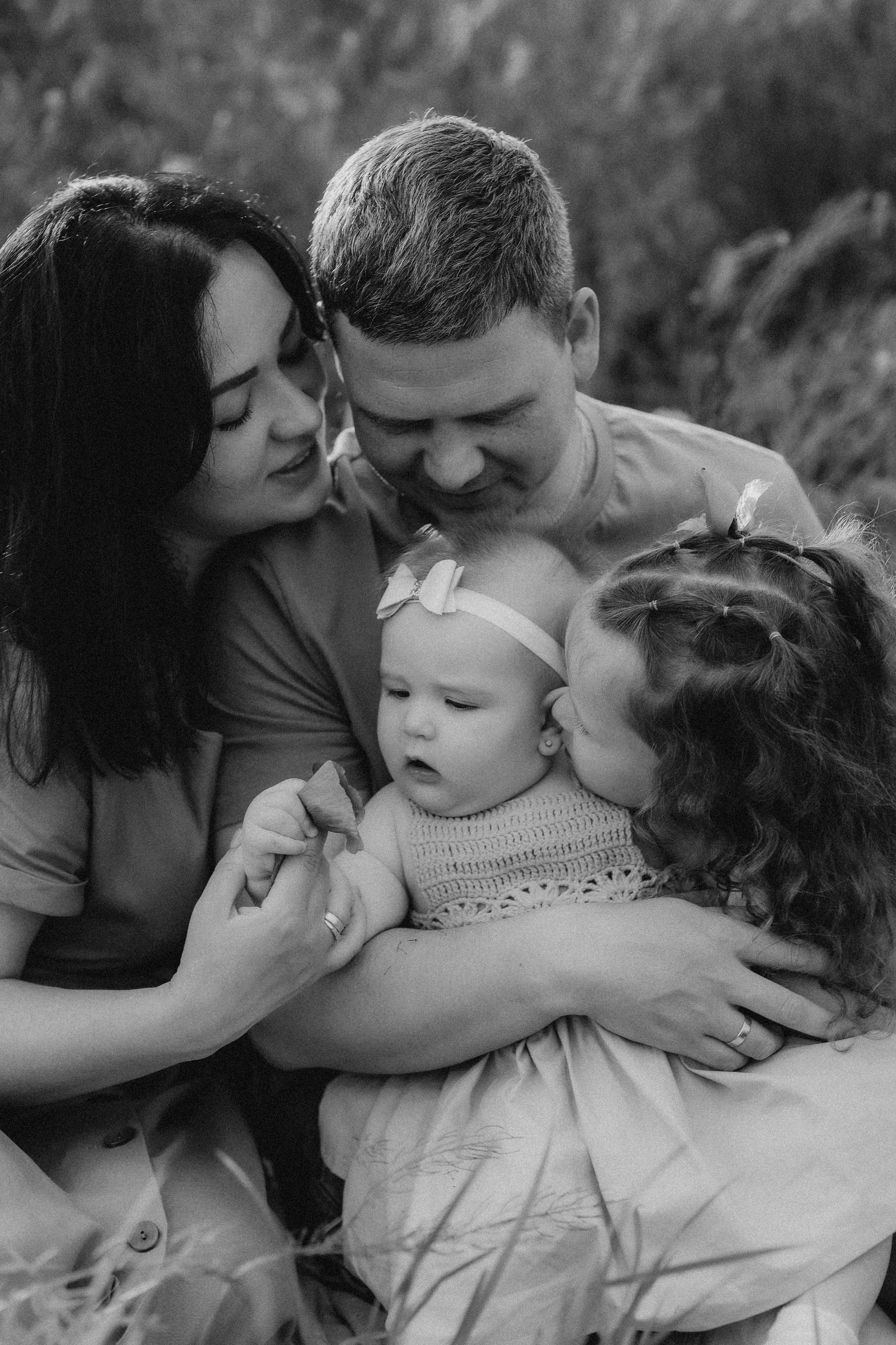 Юрий, Алёна, Майя и Антонина. Свадебный фотограф Измаил, Констанца, Бухарест, Галац, Браила Julia Dickinson