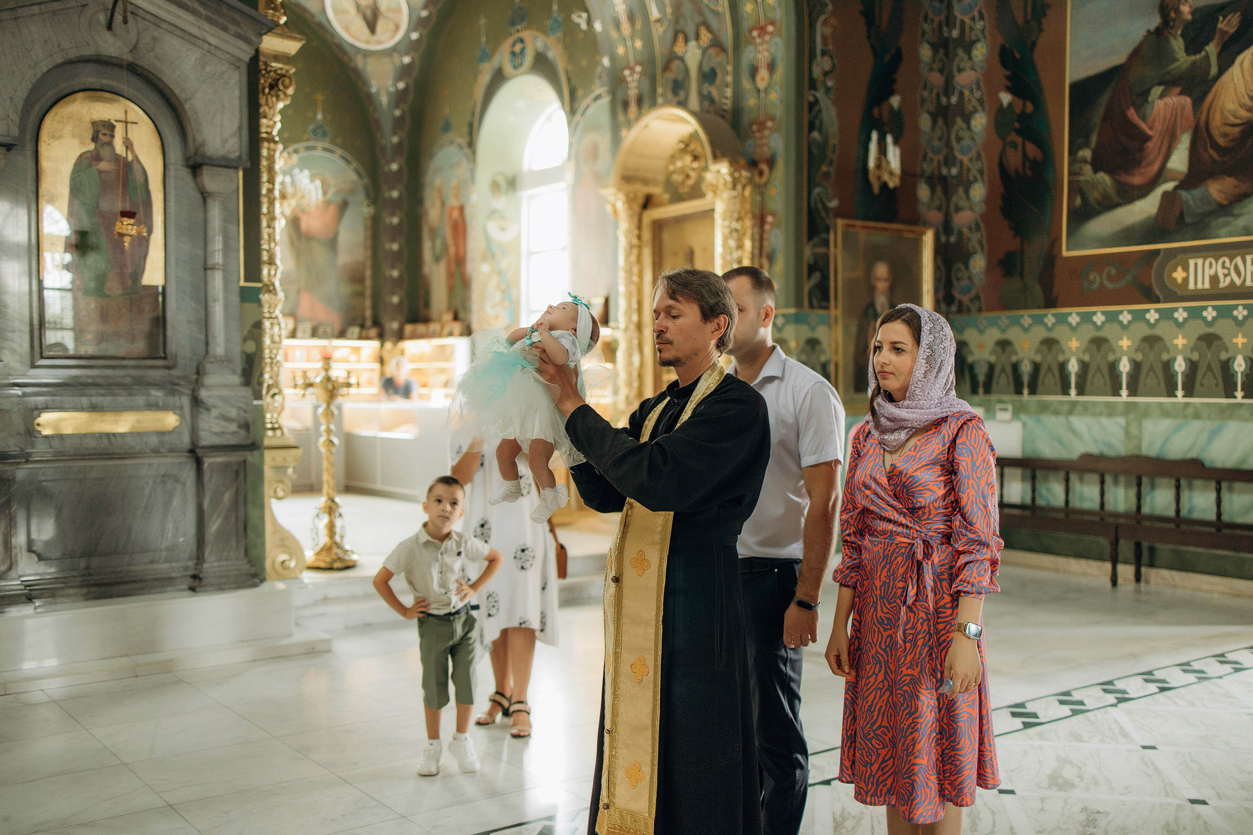 Крещение Евы. Свадебный фотограф Измаил, Констанца, Бухарест, Галац, Браила Julia Dickinson