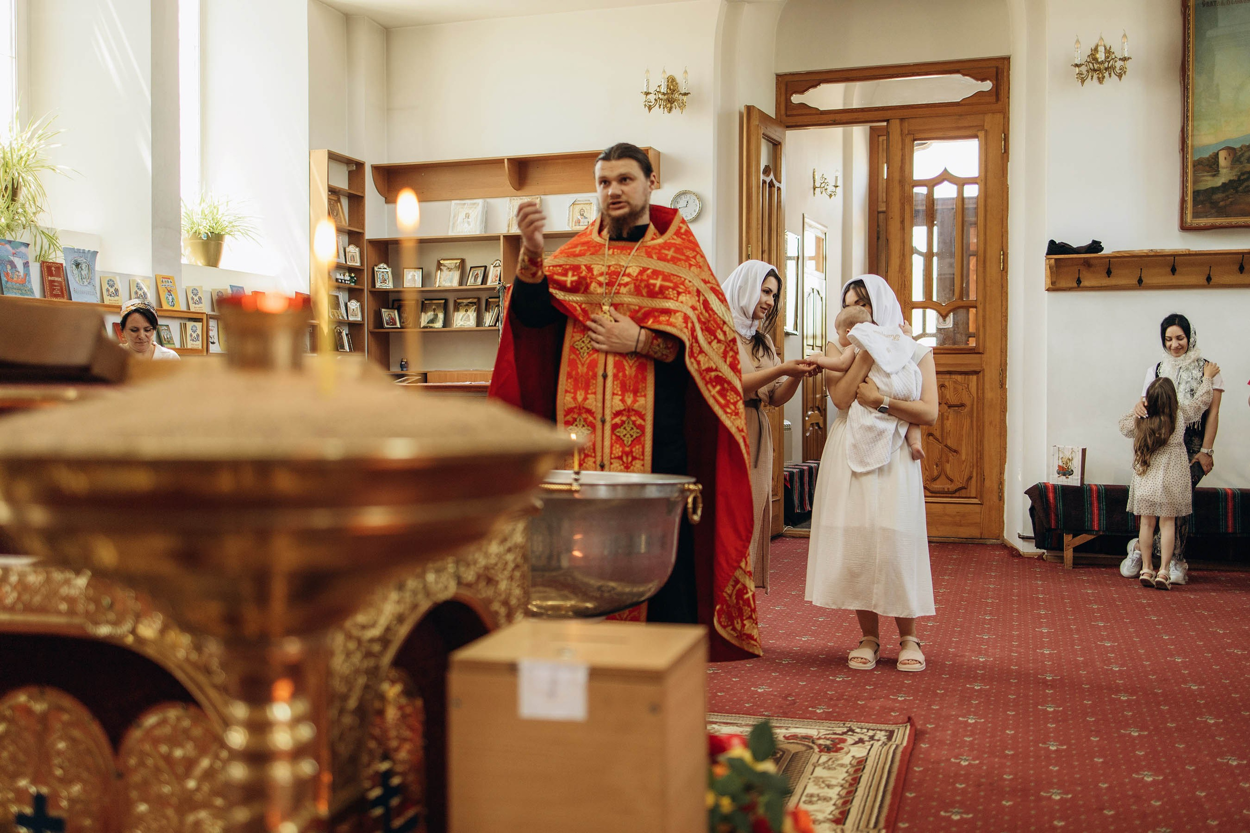 Крещение Катерины. Свадебный фотограф Измаил, Констанца, Бухарест, Галац, Браила Julia Dickinson
