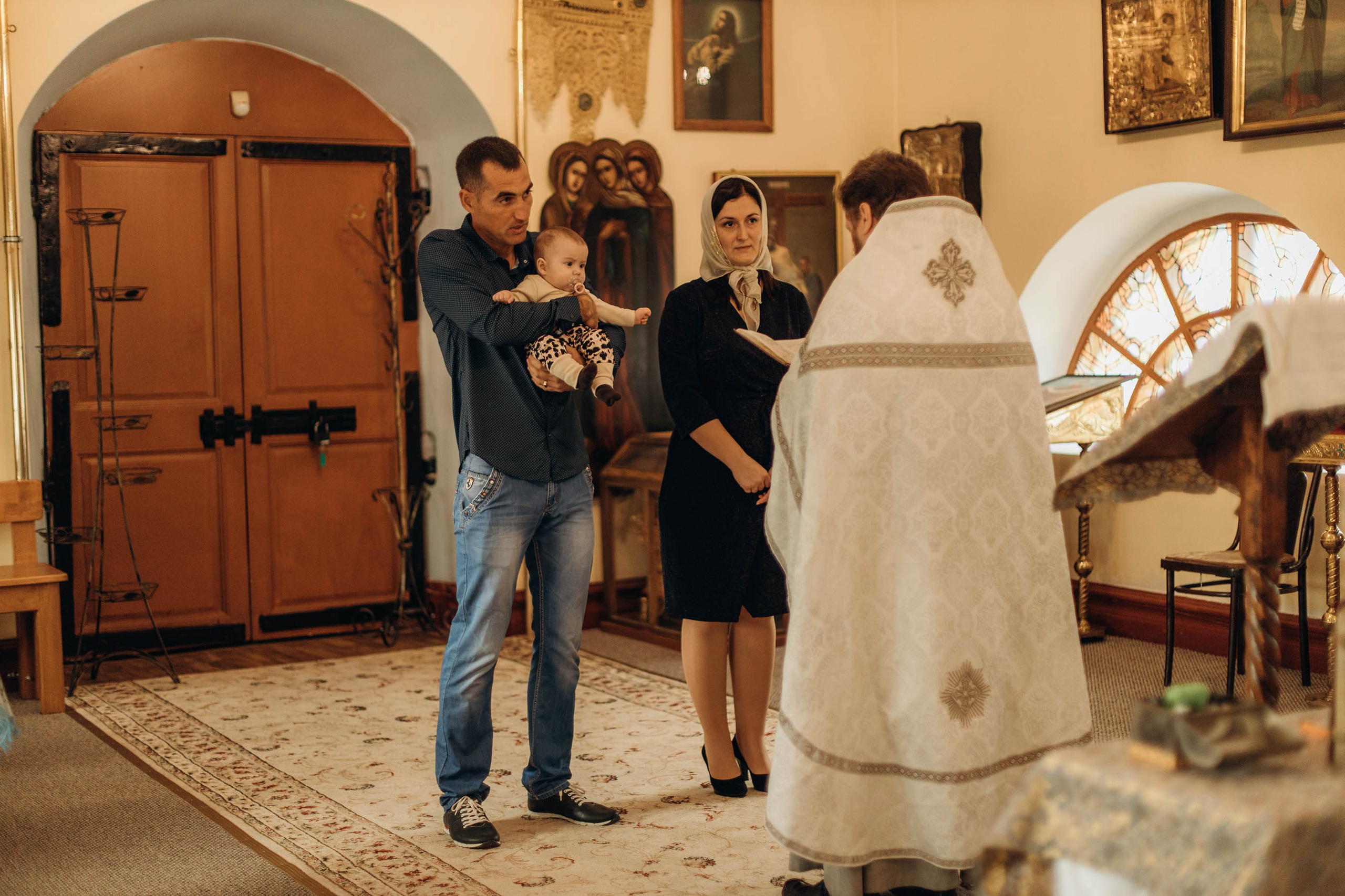 Крещение Элианы. Свадебный фотограф Измаил, Констанца, Бухарест, Галац, Браила Julia Dickinson