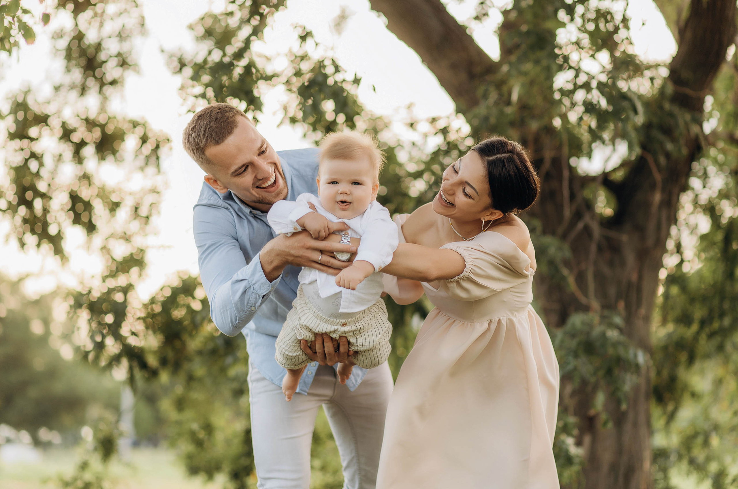 Алексей, Таисия и Герман. Свадебный фотограф Измаил, Констанца, Бухарест, Галац, Браила Julia Dickinson