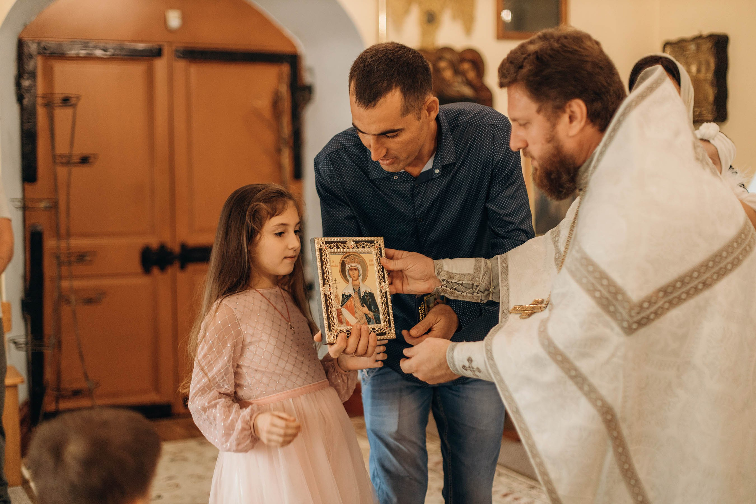 Крещение Элианы. Свадебный фотограф Измаил, Констанца, Бухарест, Галац, Браила Julia Dickinson