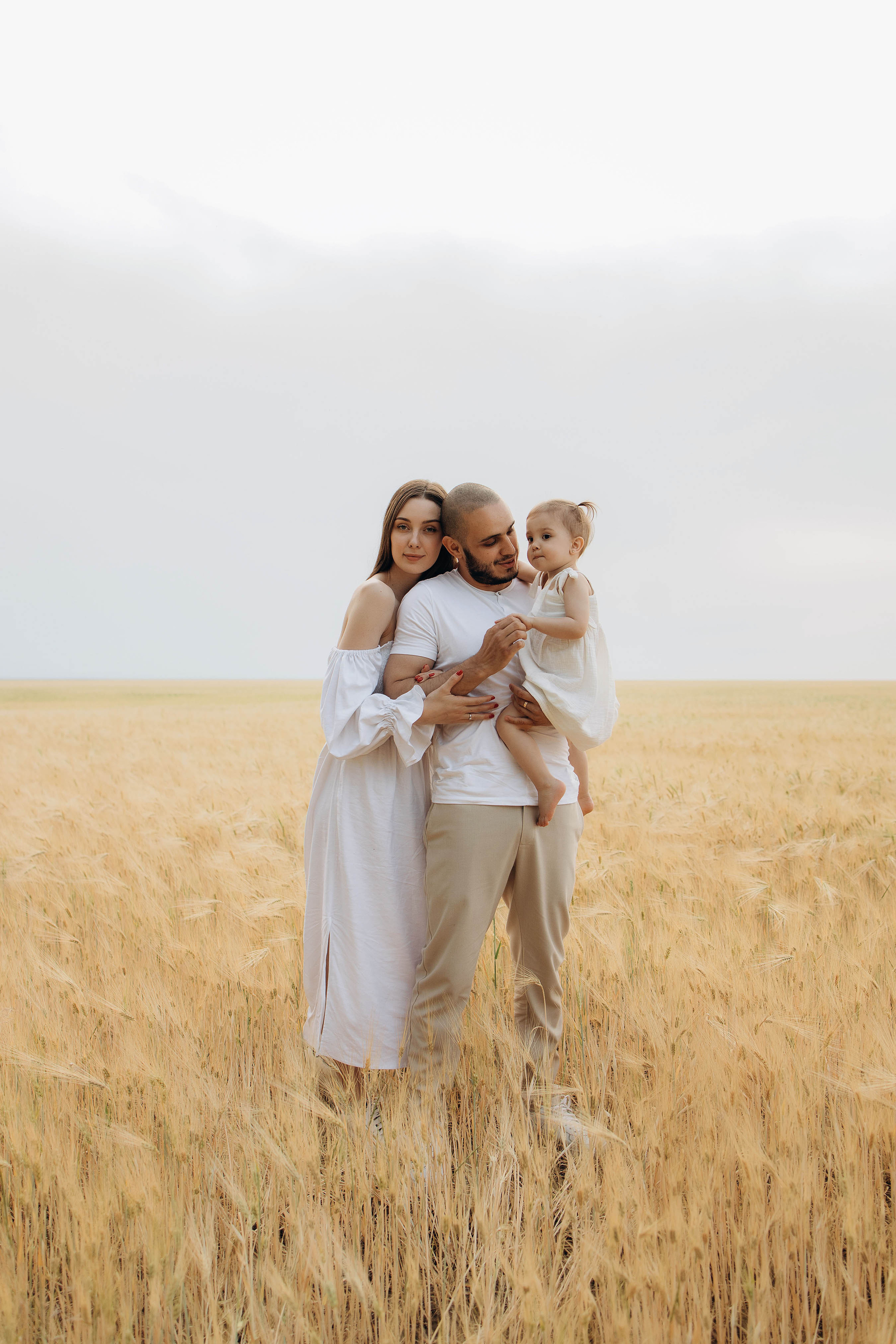 Вячеслав, Светлана и Кира. Свадебный фотограф Измаил, Констанца, Бухарест, Галац, Браила Julia Dickinson