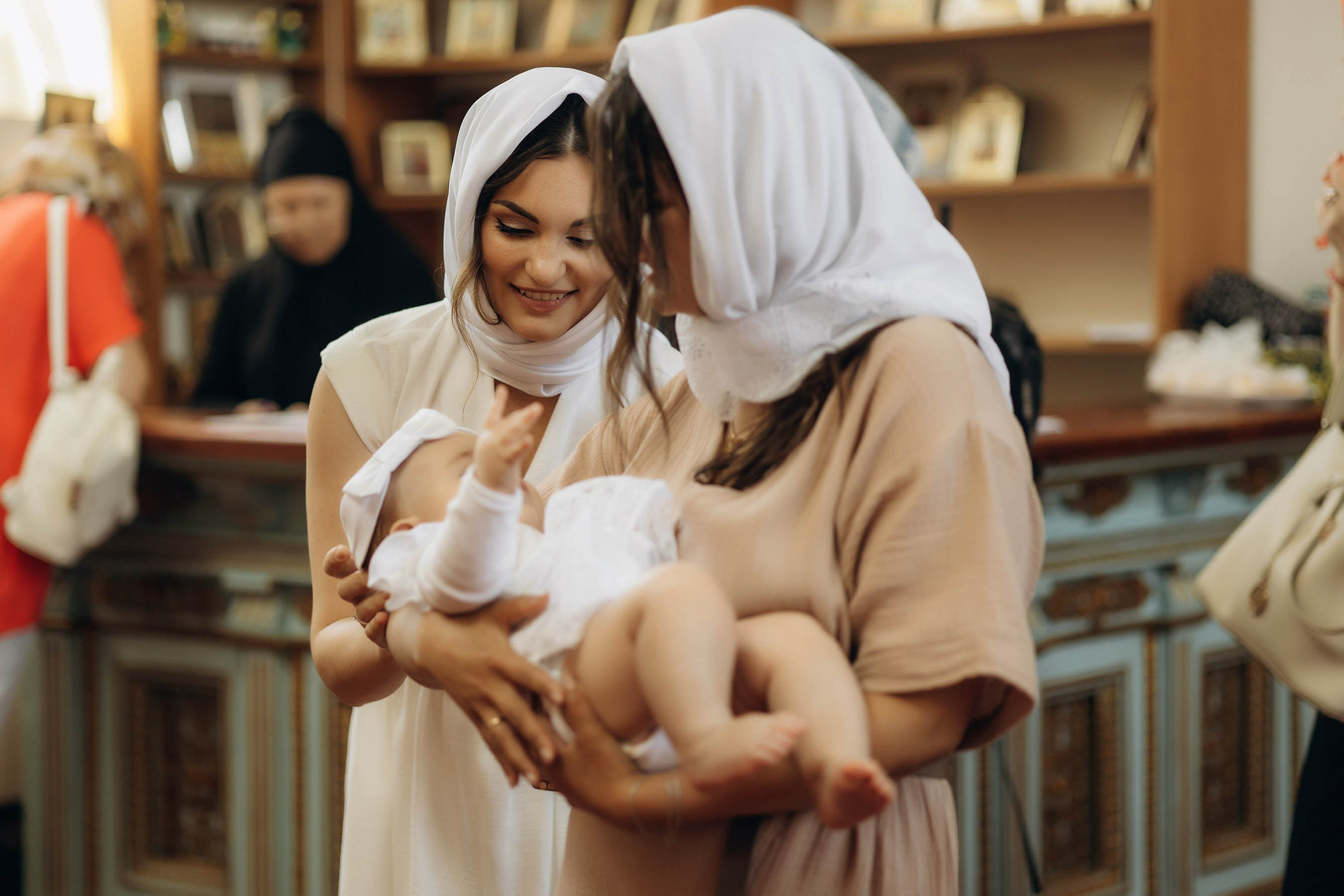 Крещение Катерины. Свадебный фотограф Измаил, Констанца, Бухарест, Галац, Браила Julia Dickinson
