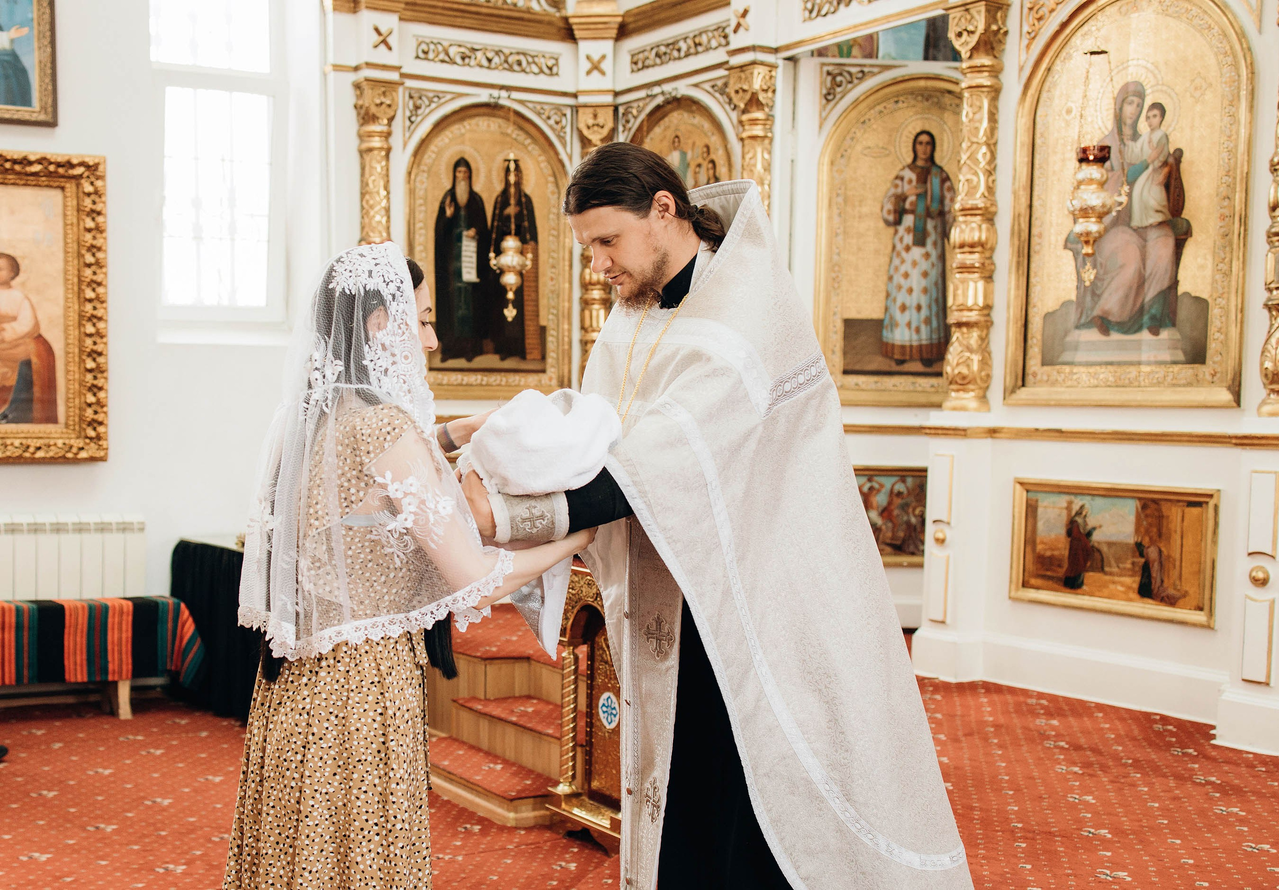 Крещение Ивана. Свадебный фотограф Измаил, Констанца, Бухарест, Галац, Браила Julia Dickinson